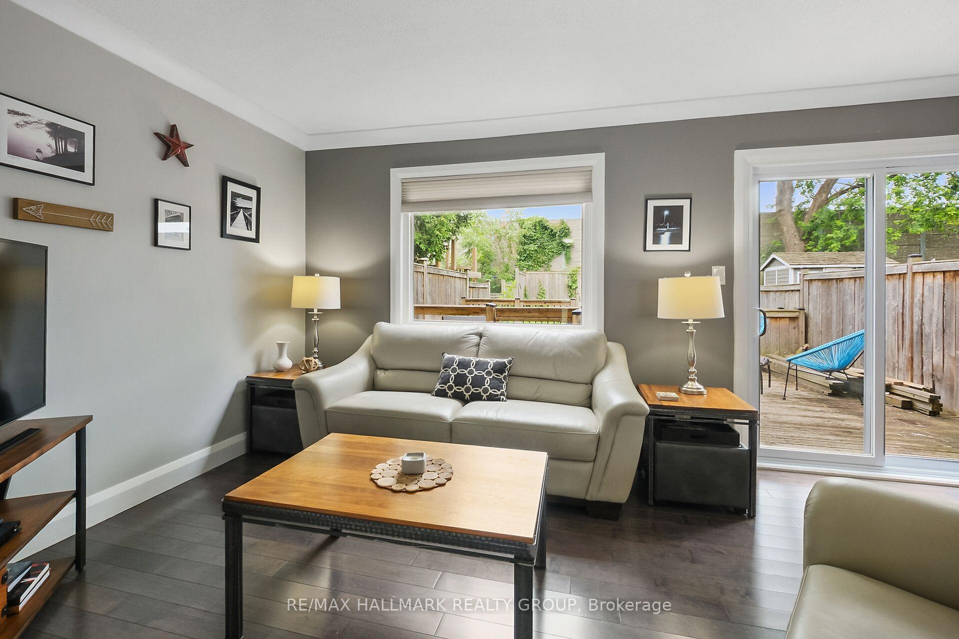 Photo 12 of 296 Pintail Terrace, Ottawa, Chatelaine Village — HOMEH