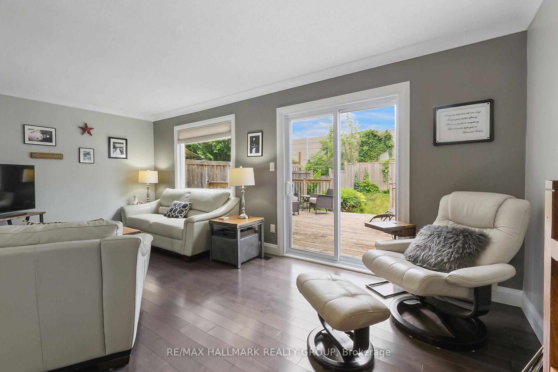 Photo 13 of 296 Pintail Terrace, Ottawa, Chatelaine Village — HOMEH