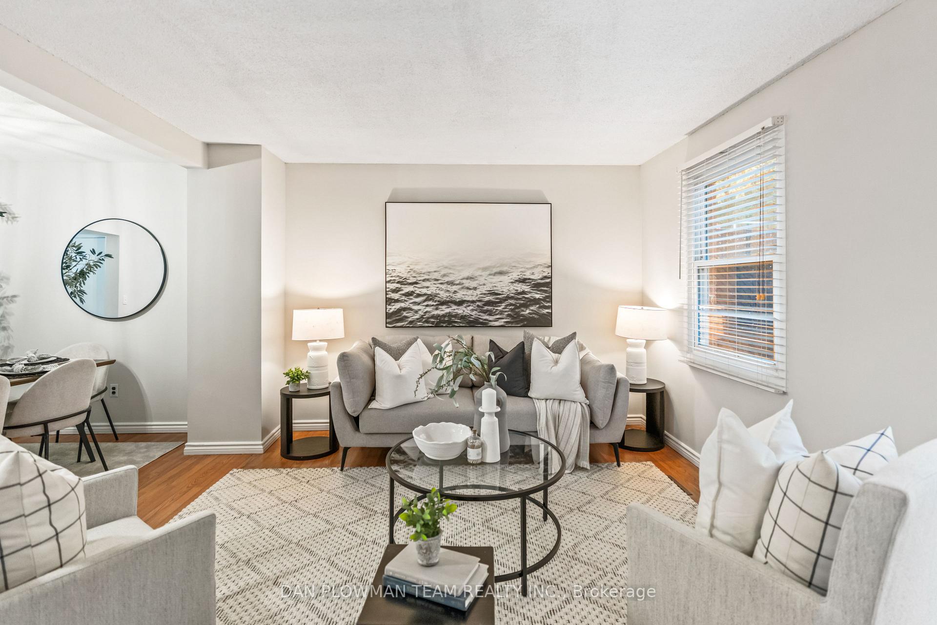 Photo 12 of 1092 Central Park Boulevard N, Oshawa, Centennial — HOMEH