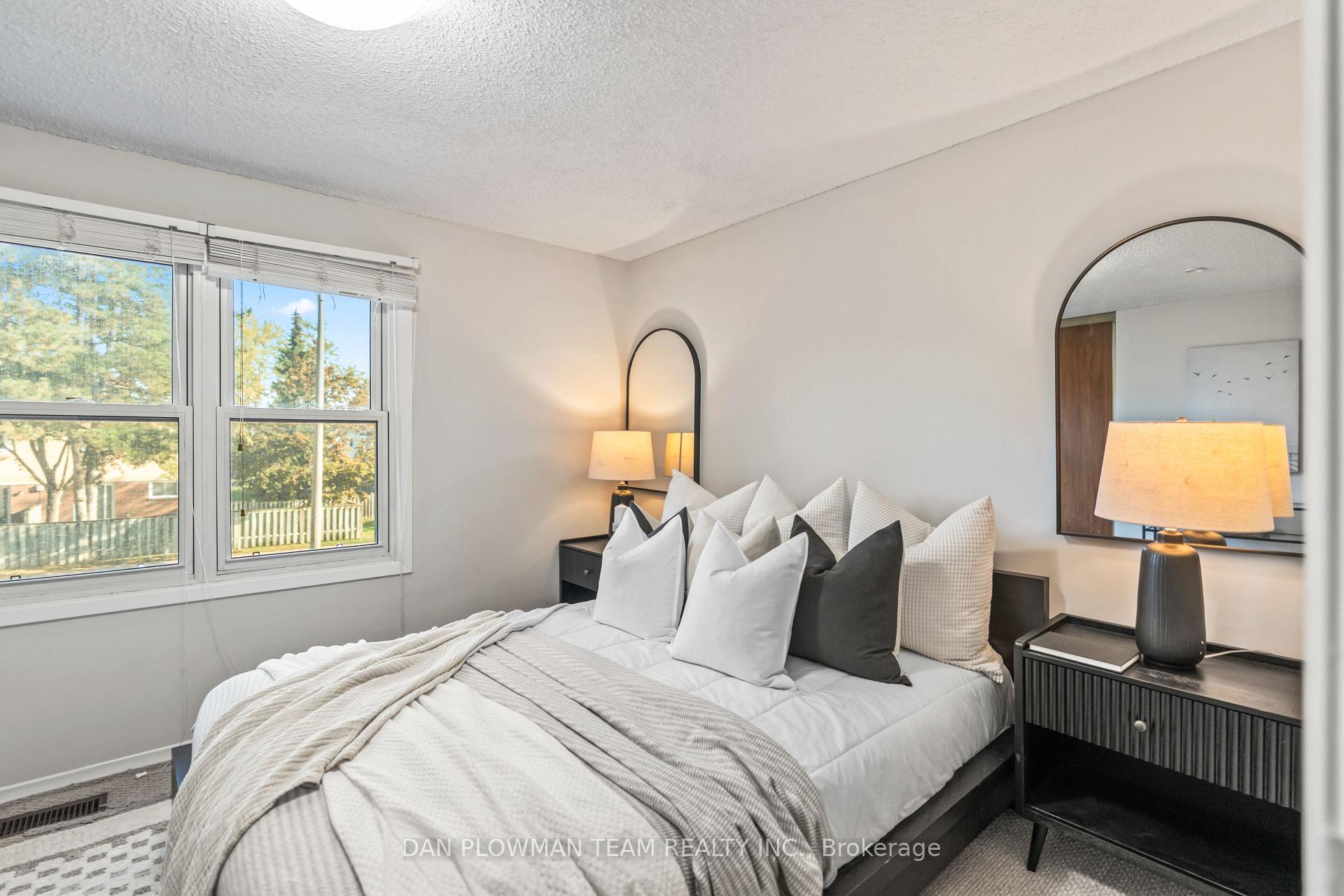 Photo 14 of 1092 Central Park Boulevard N, Oshawa, Centennial — HOMEH