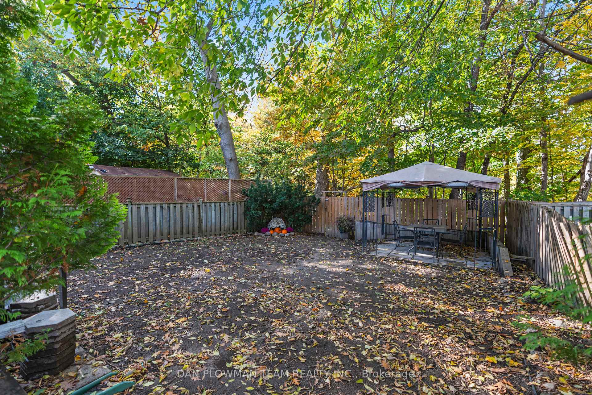 Photo 27 of 1092 Central Park Boulevard N, Oshawa, Centennial — HOMEH