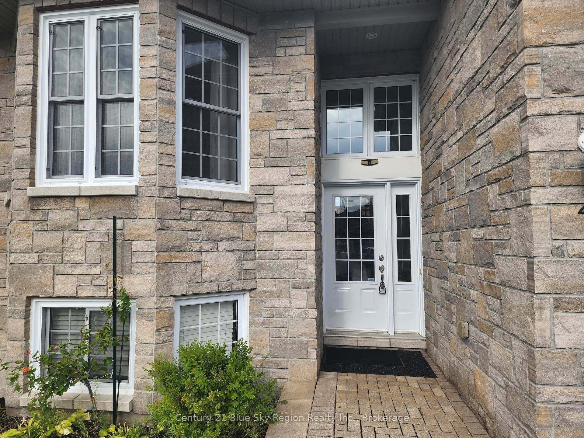 Photo 3 of 4 Brookland Drive, North Bay, Ferris — HOMEH