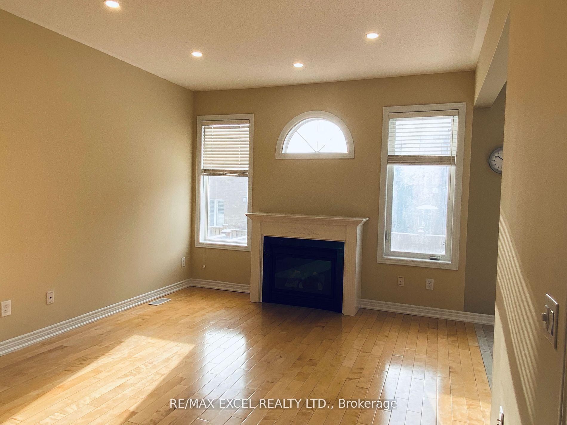 Photo 7 of 41 Florelle Drive, Markham, Wismer — HOMEH