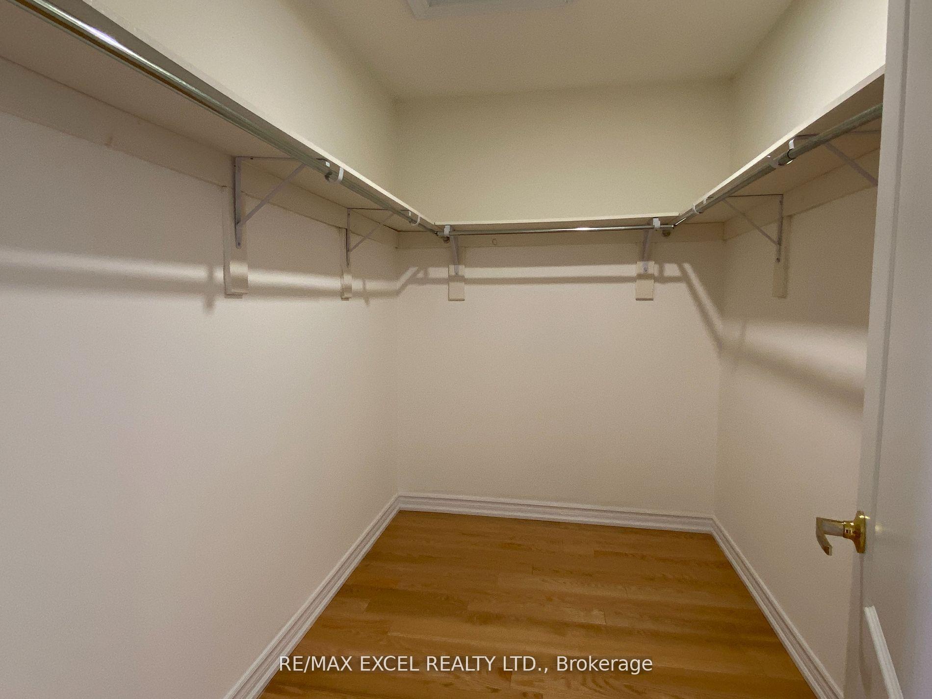 Photo 13 of 41 Florelle Drive, Markham, Wismer — HOMEH