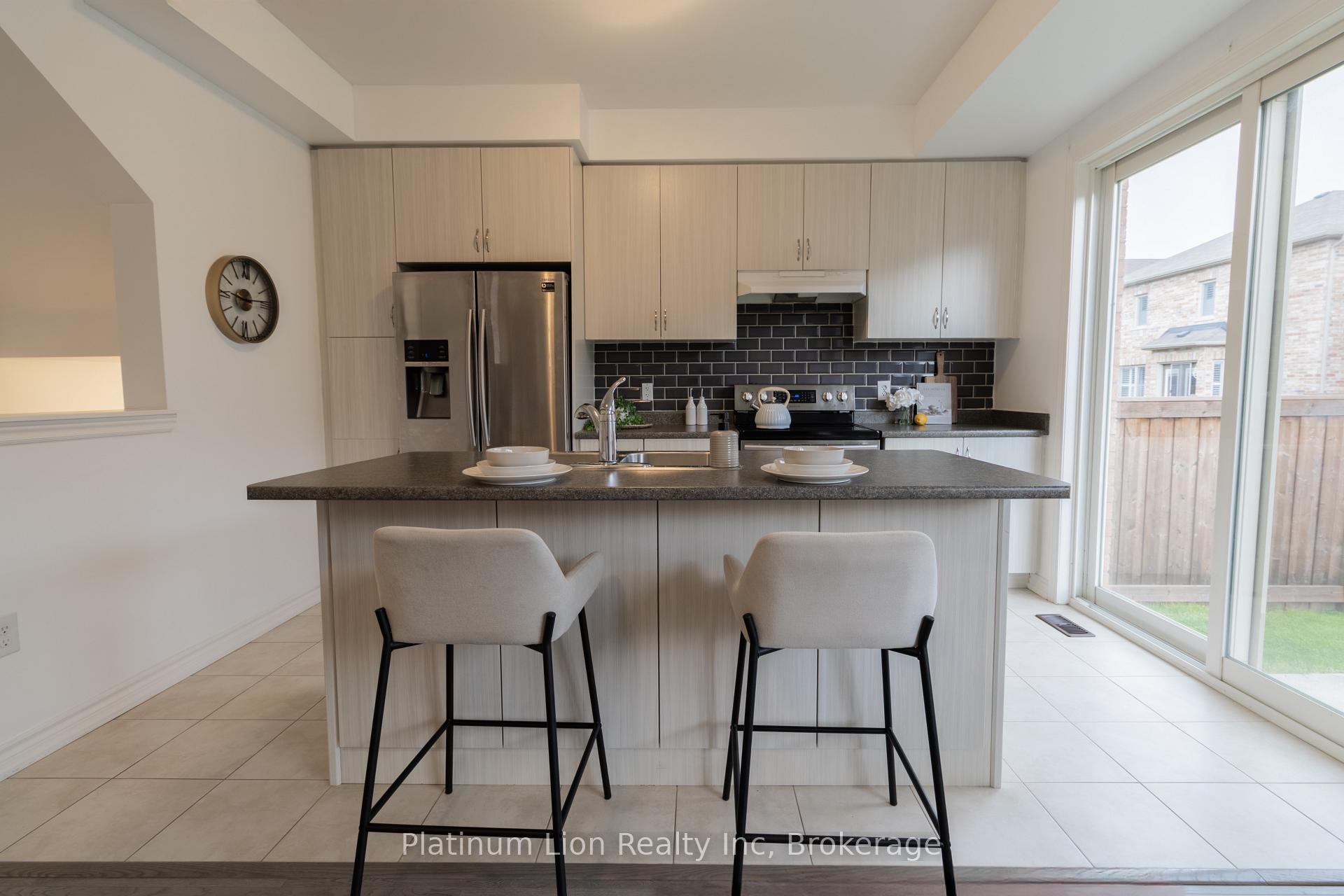 Photo 20 of 1545 Chretien Street, Milton, Ford — HOMEH
