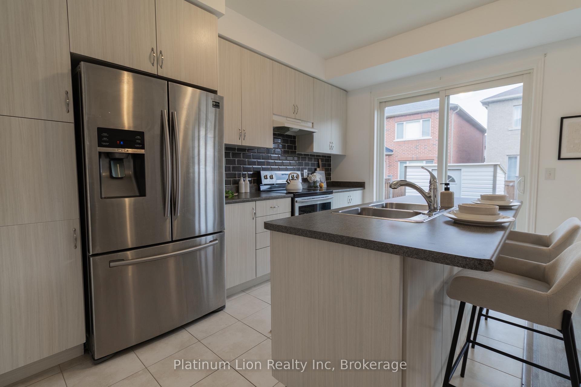 Photo 19 of 1545 Chretien Street, Milton, Ford — HOMEH