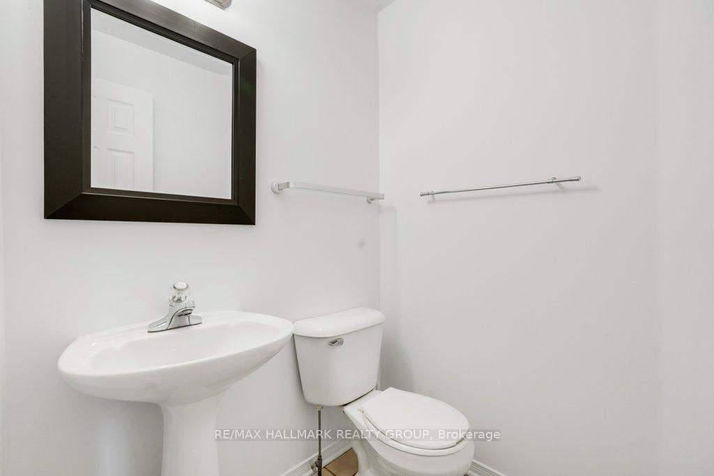 Photo 19 of 1429 Lynx Crescent, Ottawa, Fallingbrook/Pineridge — HOMEH