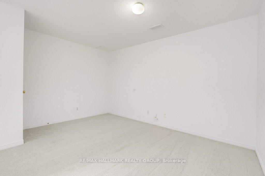 Photo 34 of 1429 Lynx Crescent, Ottawa, Fallingbrook/Pineridge — HOMEH