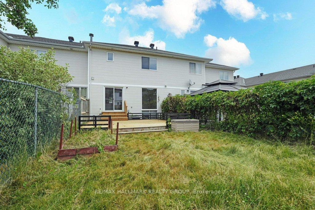 Photo 36 of 1429 Lynx Crescent, Ottawa, Fallingbrook/Pineridge — HOMEH