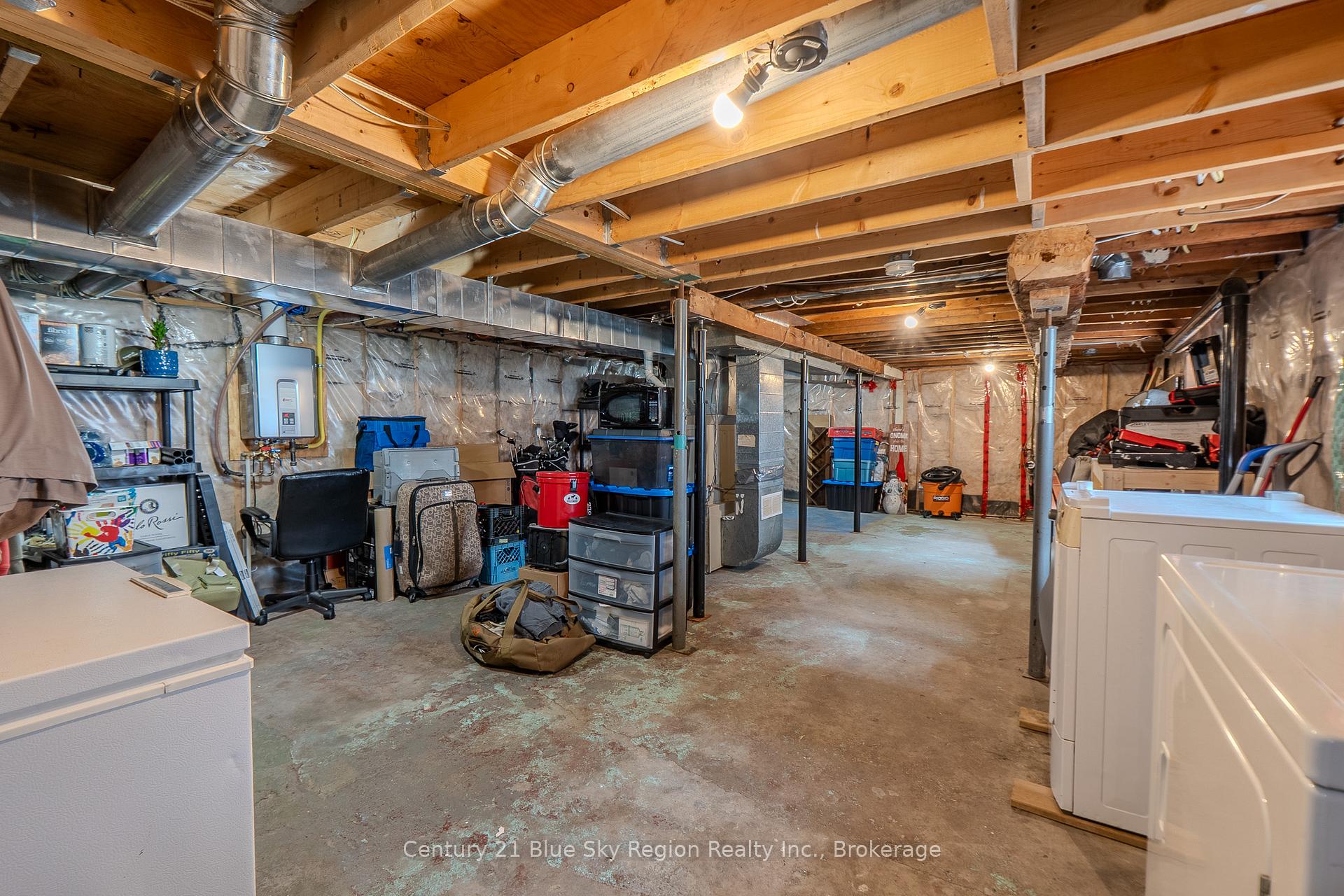 Photo 26 of 459 King Street W, North Bay, Central — HOMEH
