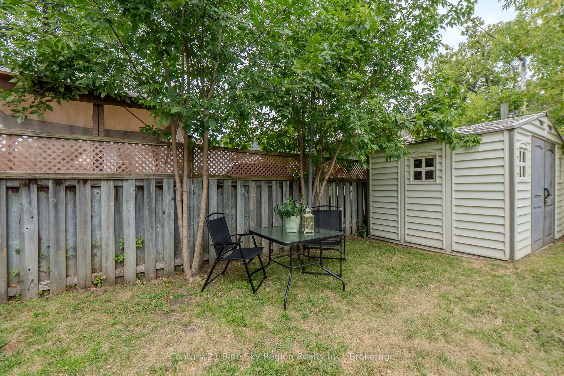 Photo 32 of 459 King Street W, North Bay, Central — HOMEH