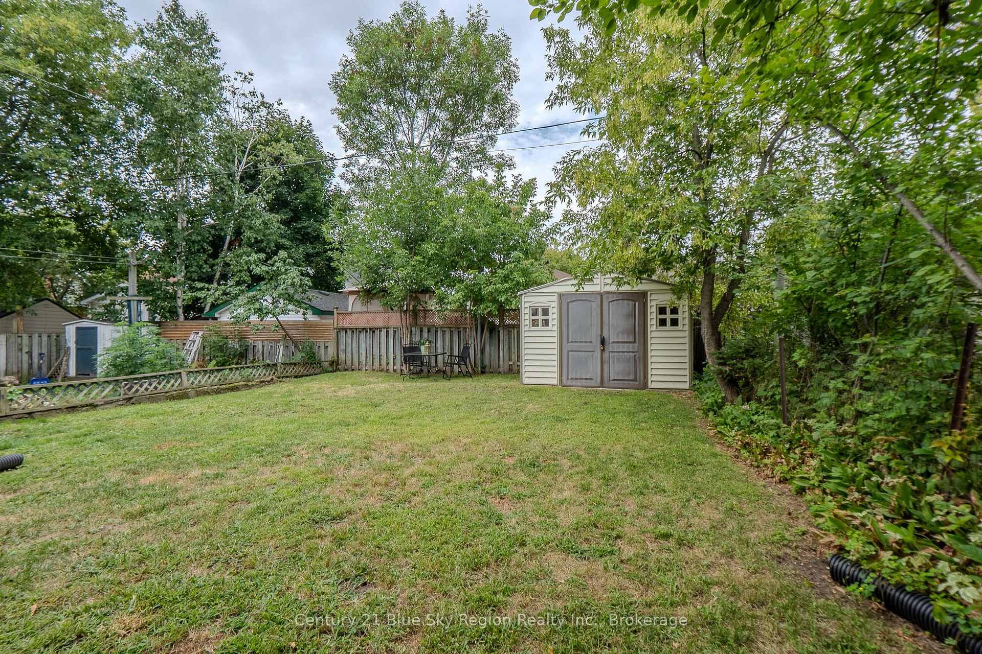 Photo 34 of 459 King Street W, North Bay, Central — HOMEH