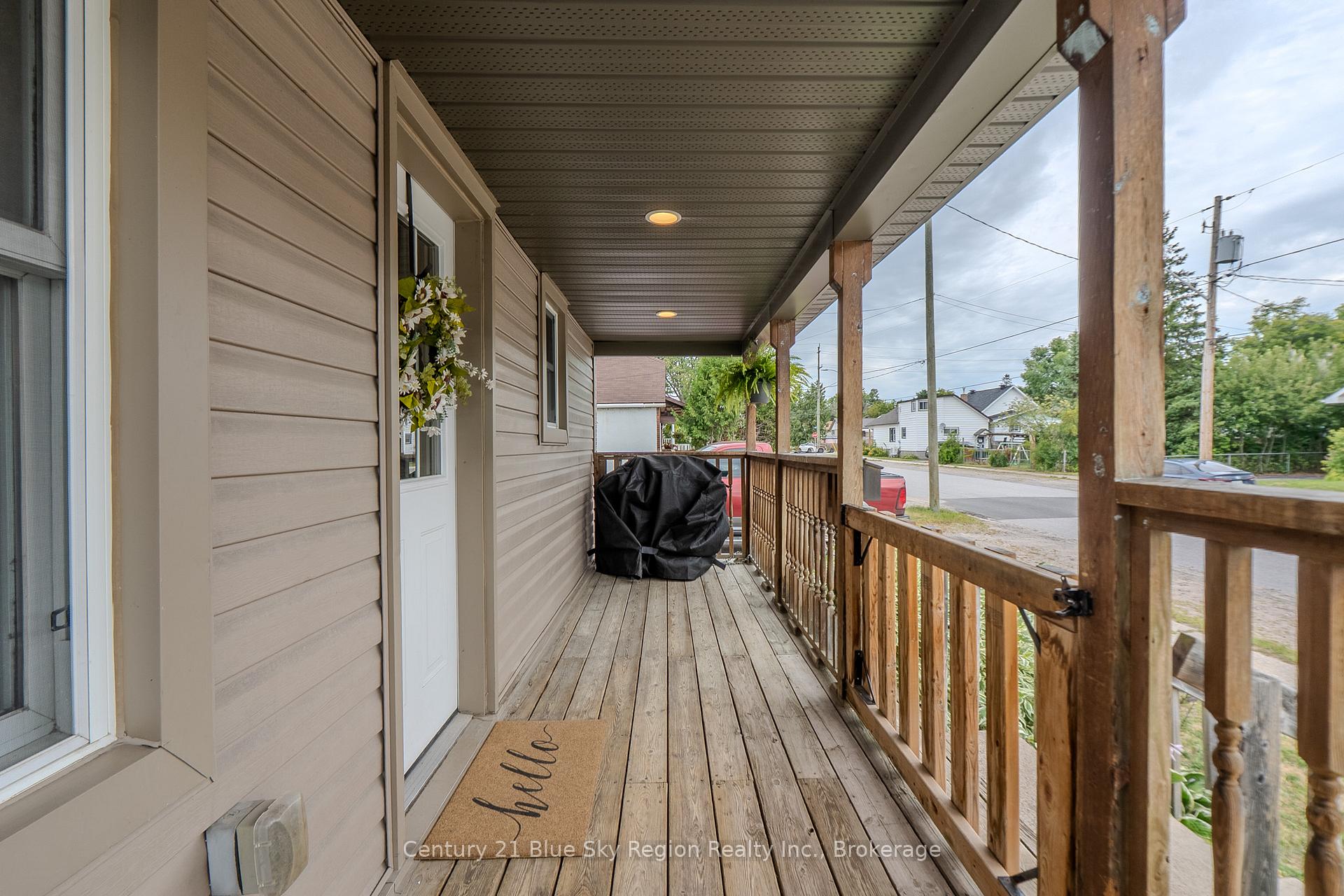 Photo 35 of 459 King Street W, North Bay, Central — HOMEH