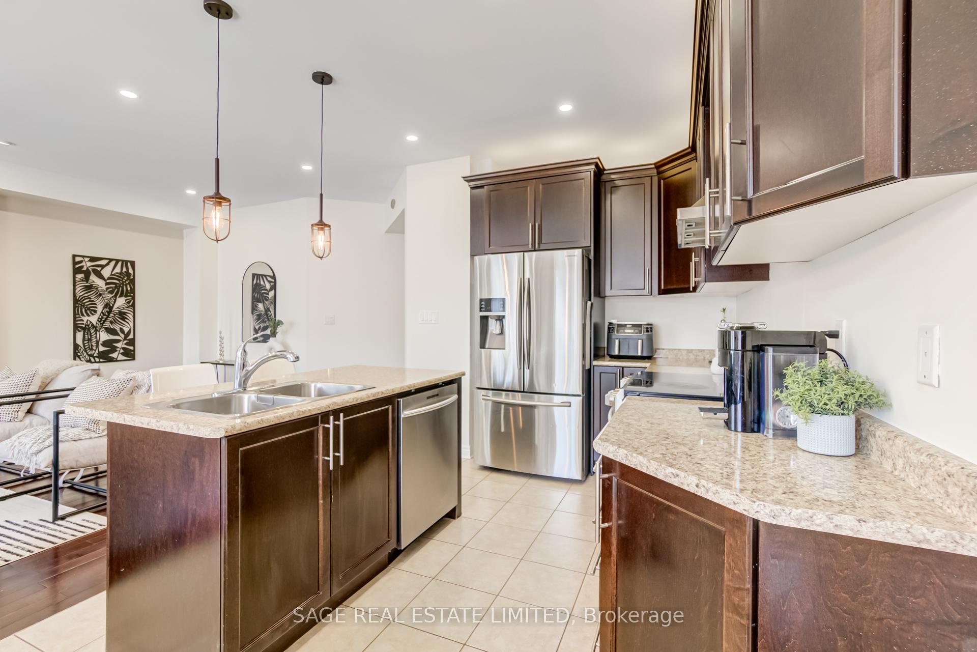 Photo 9 of 53 Sharpe Crescent, New Tecumseth, Tottenham — HOMEH