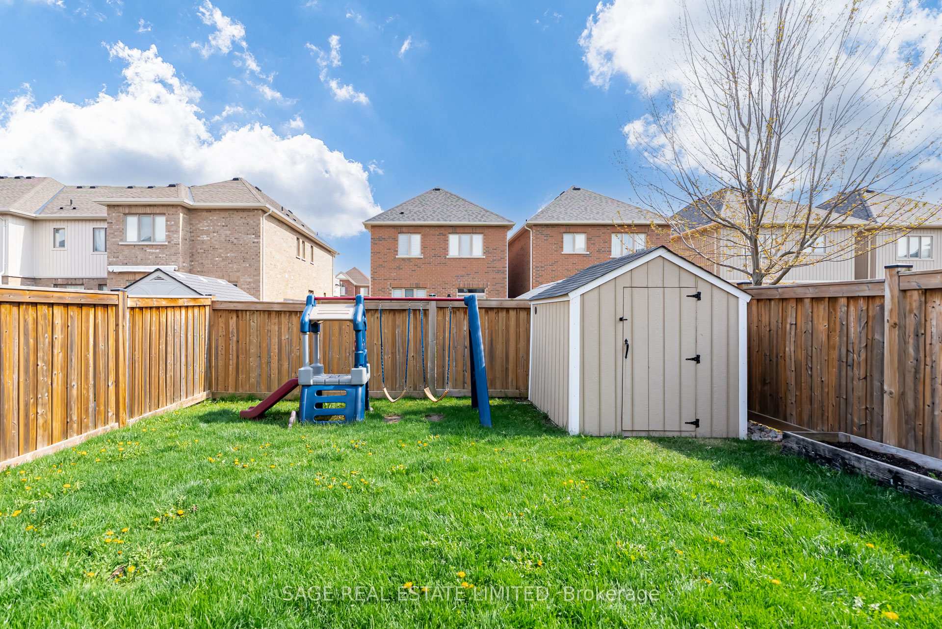 Photo 29 of 53 Sharpe Crescent, New Tecumseth, Tottenham — HOMEH