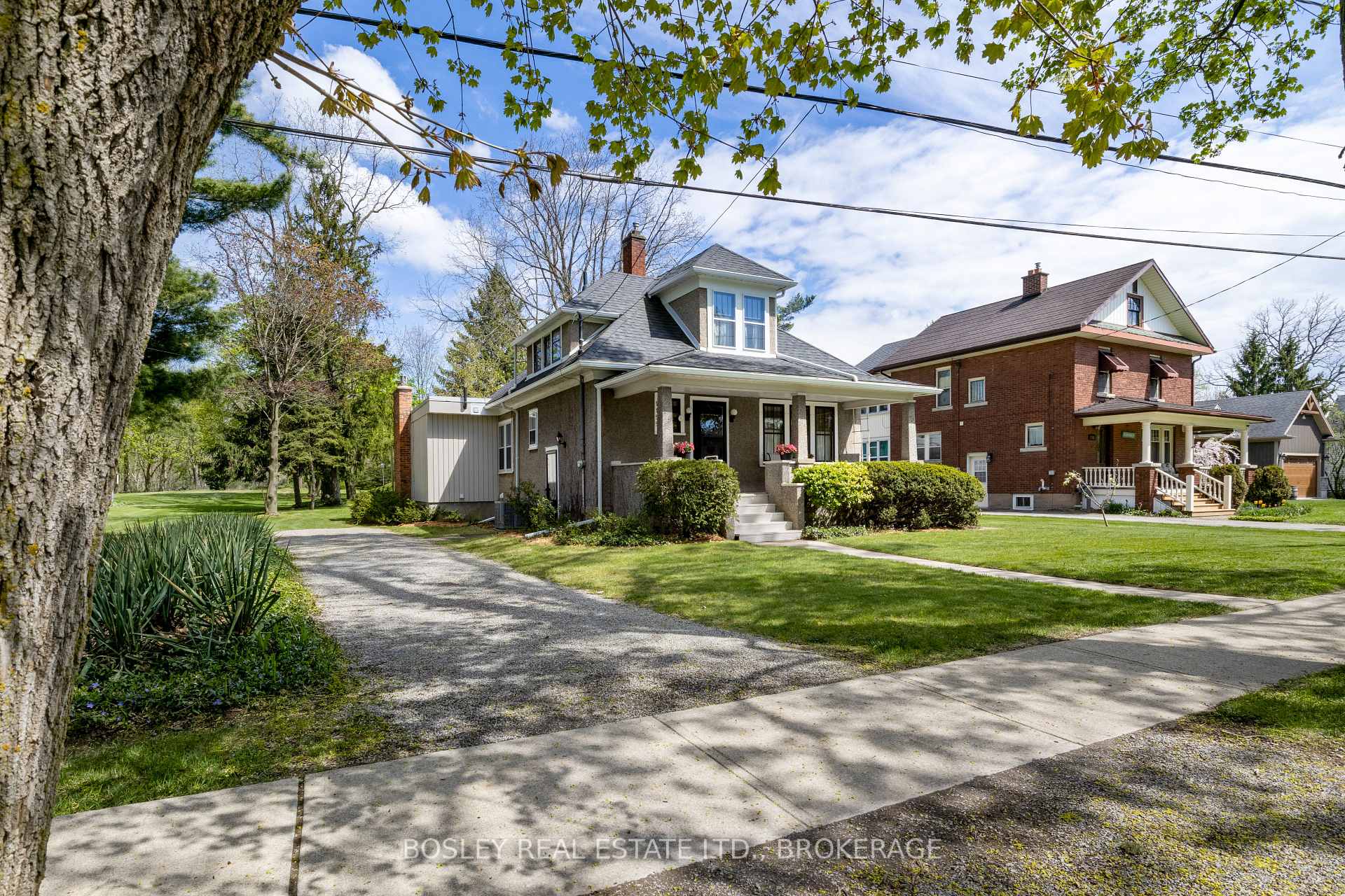 Photo 3 of 1155 Maple Street, Pelham, Fenwick — HOMEH