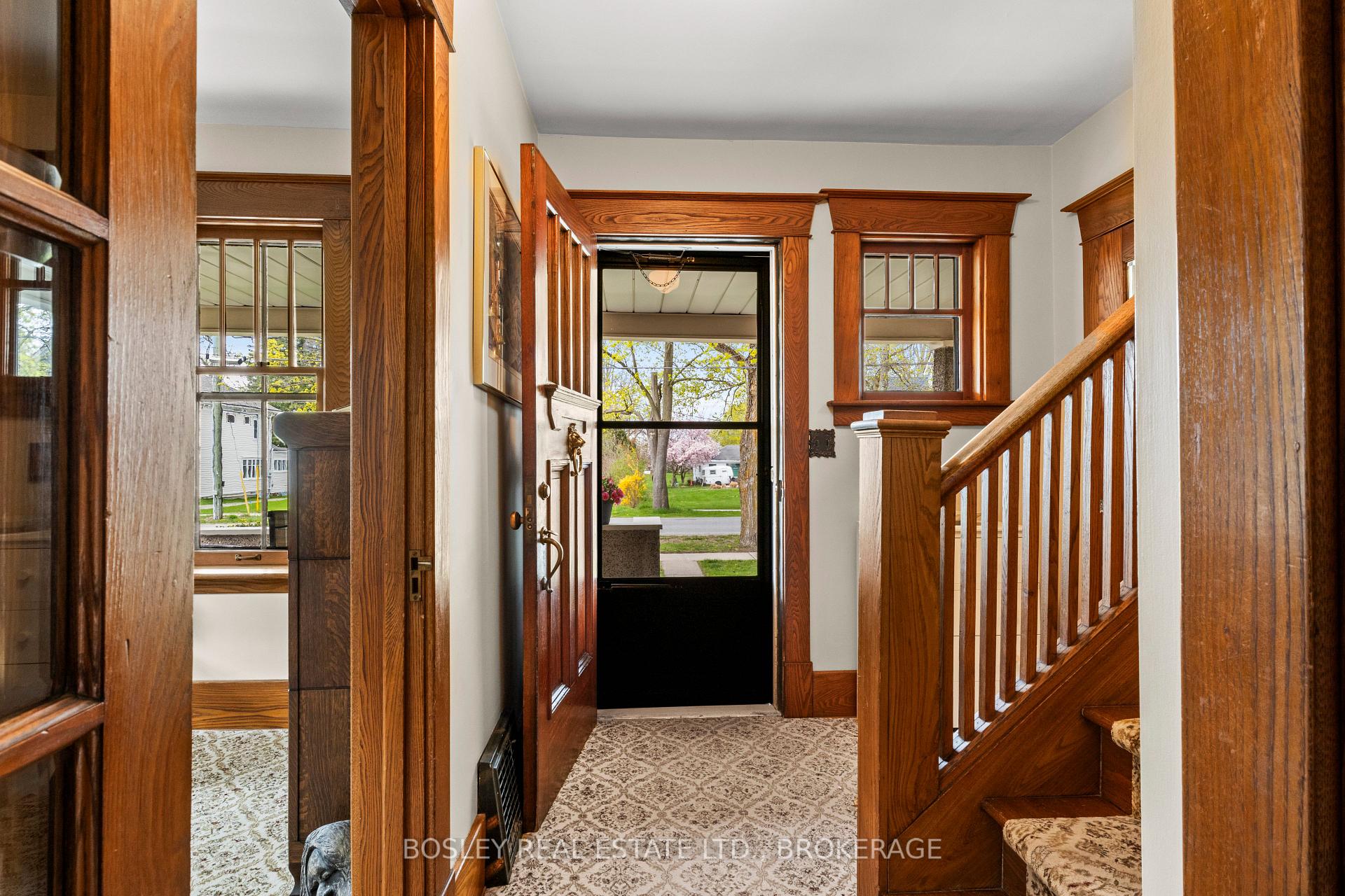 Photo 6 of 1155 Maple Street, Pelham, Fenwick — HOMEH