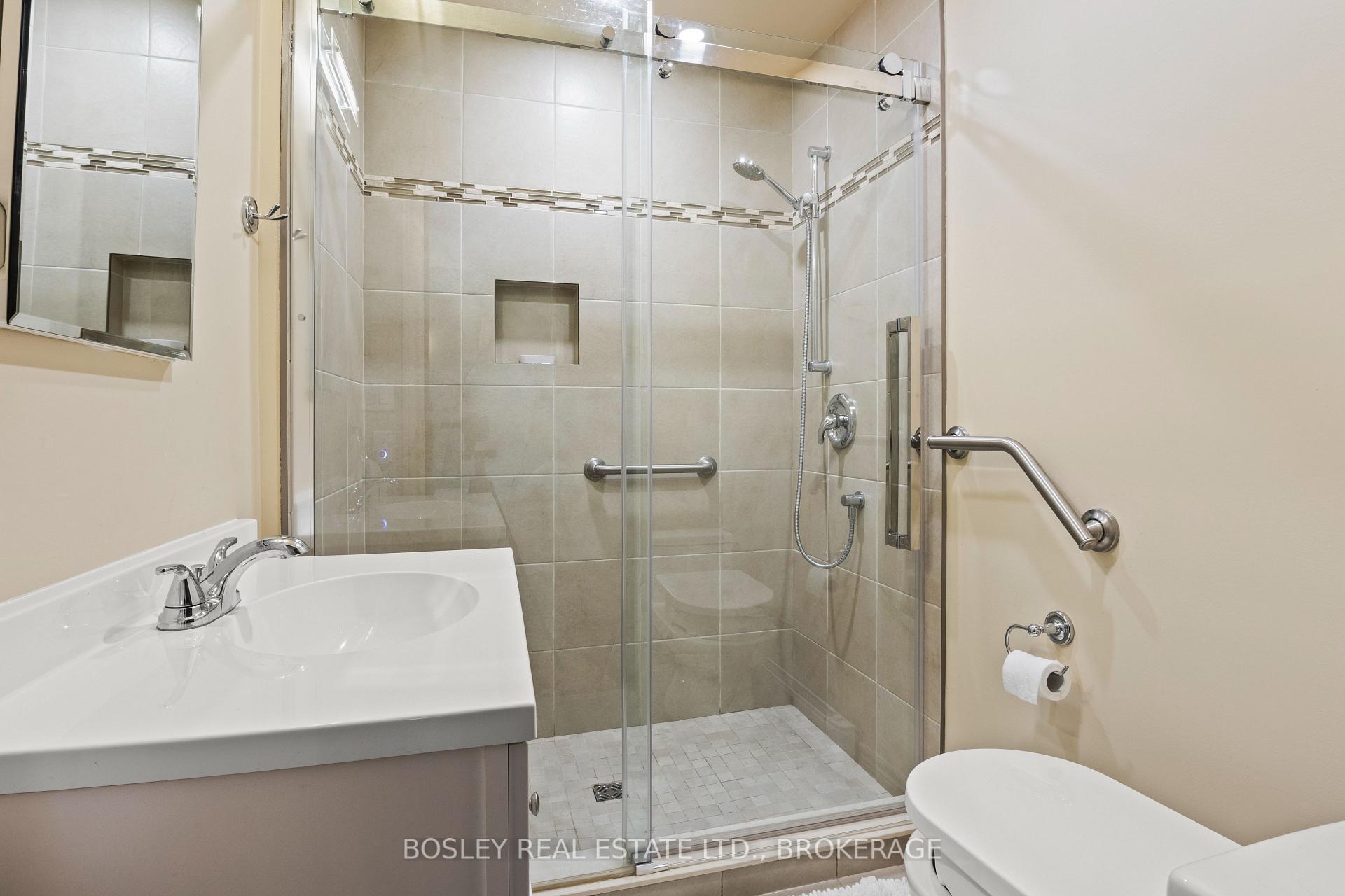 Photo 19 of 1155 Maple Street, Pelham, Fenwick — HOMEH