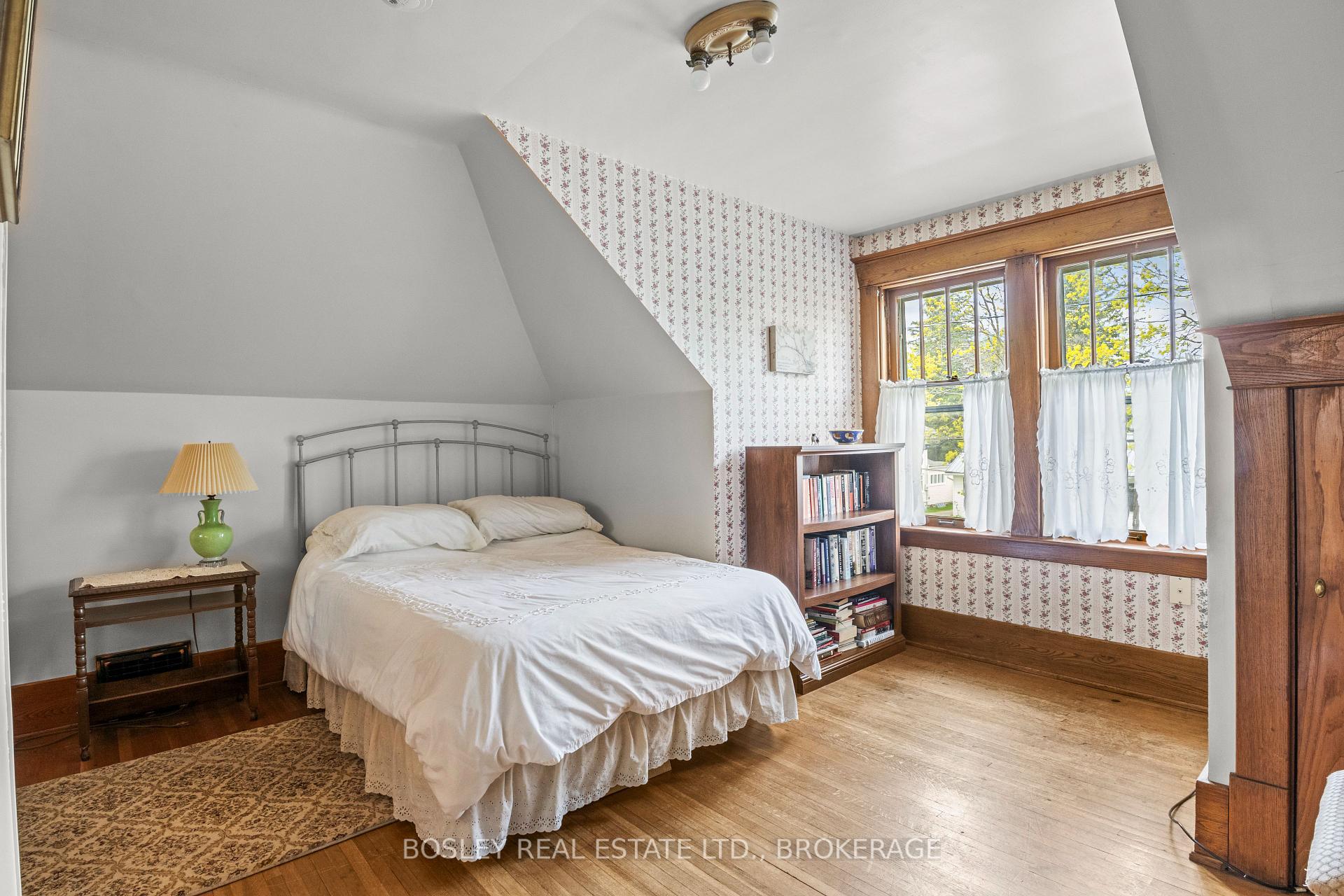 Photo 24 of 1155 Maple Street, Pelham, Fenwick — HOMEH