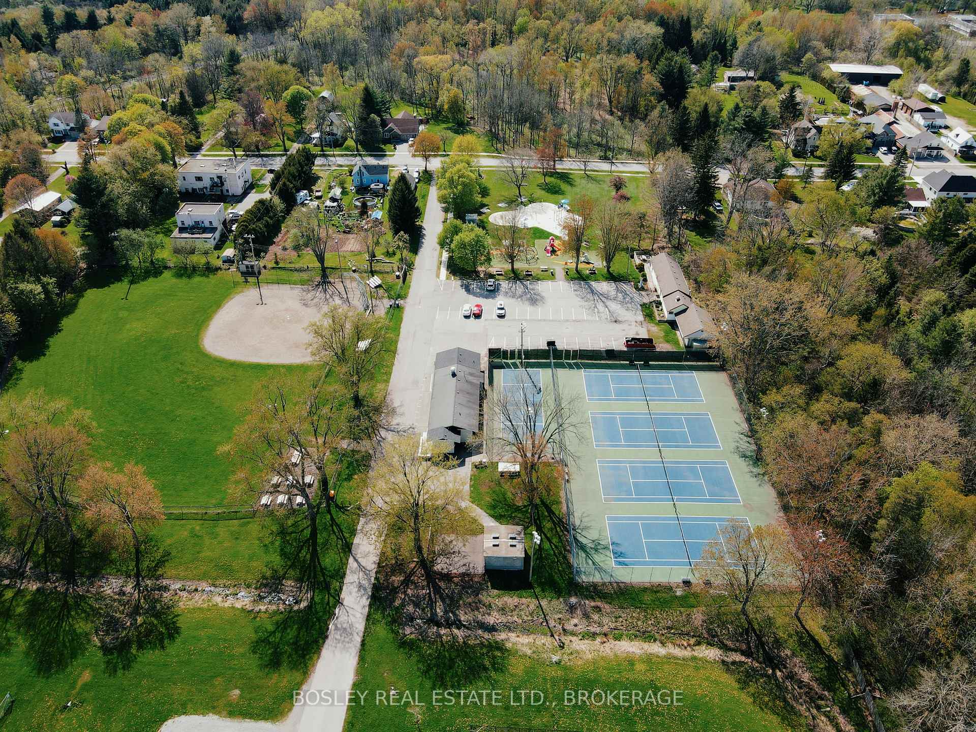 Photo 40 of 1155 Maple Street, Pelham, Fenwick — HOMEH