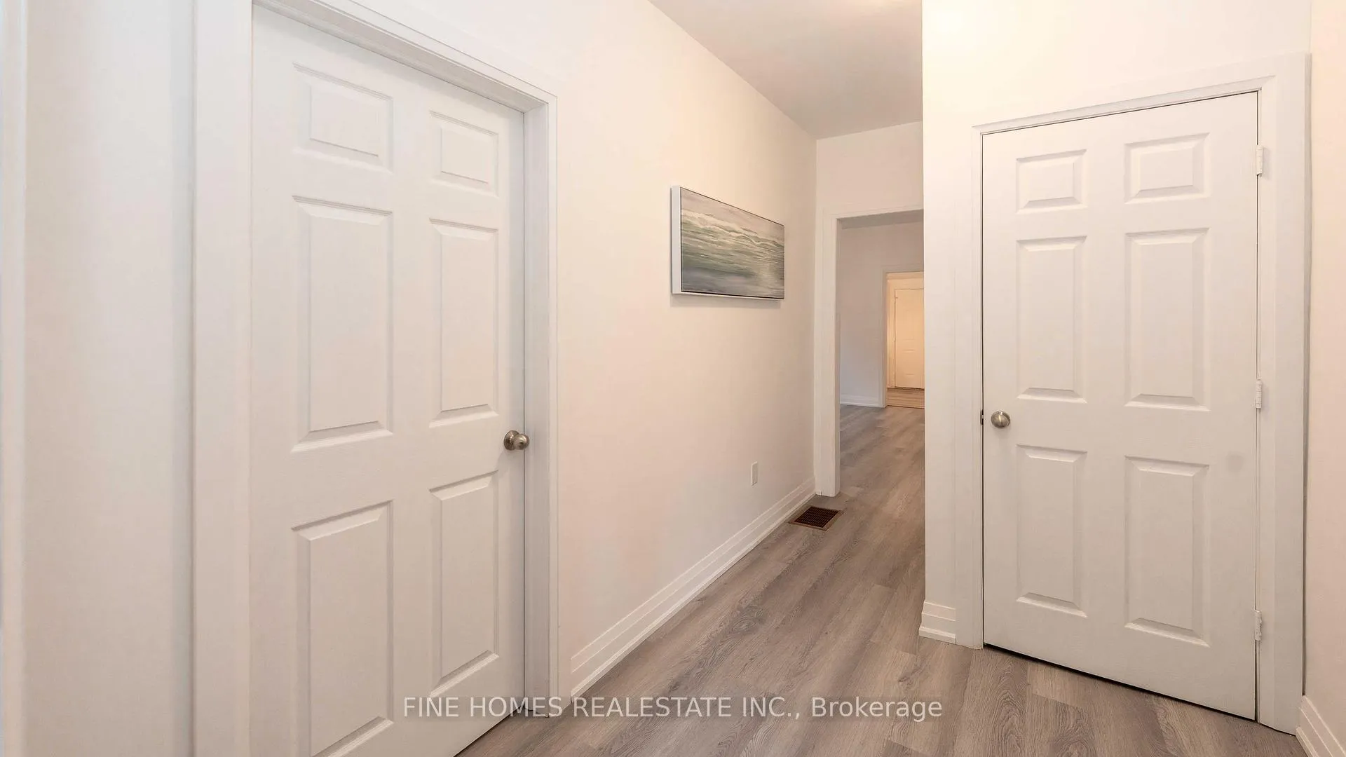 Photo 4 of 119 Albert Street S, Orillia — HOMEH