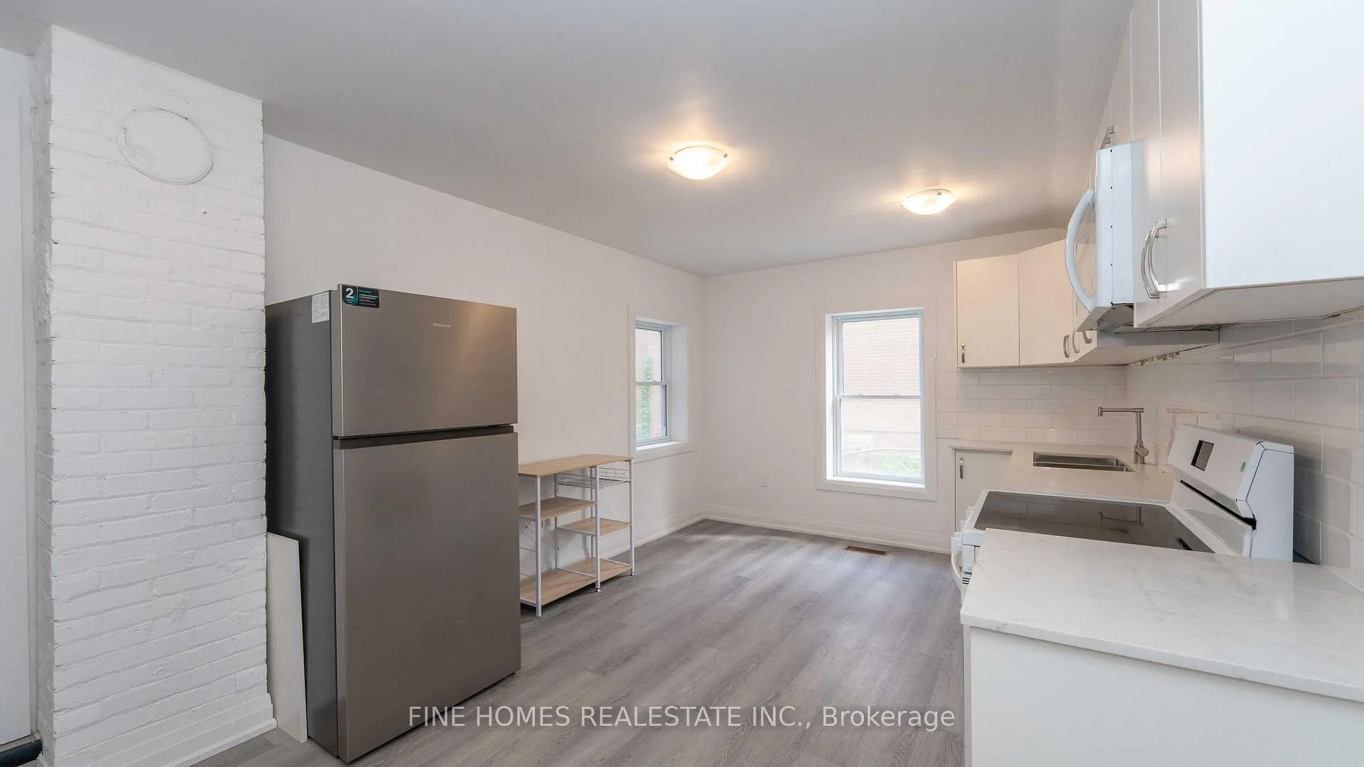 Photo 14 of 119 Albert Street S, Orillia — HOMEH