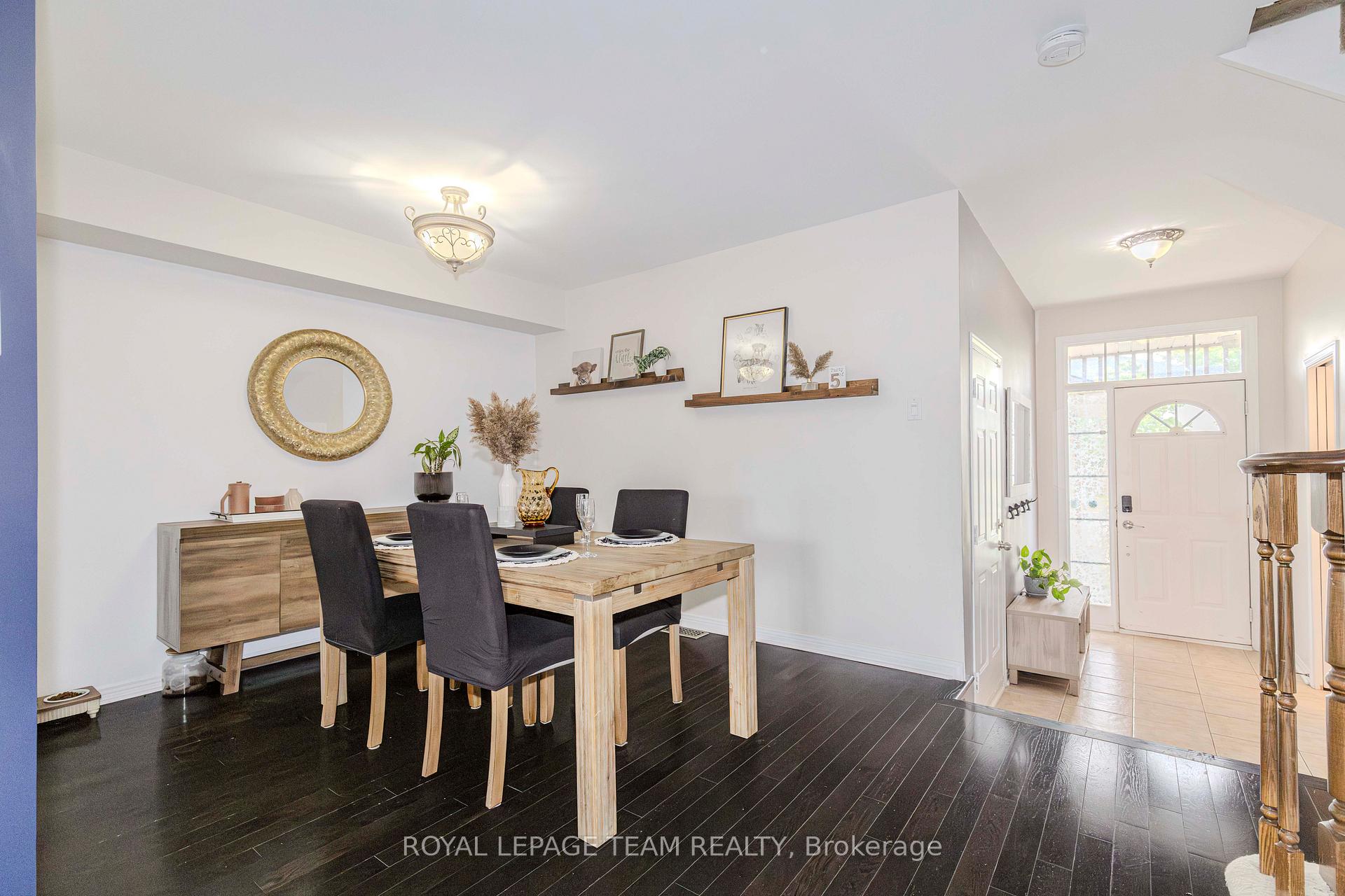Photo 10 of 911 Markwick Crescent, Ottawa, Notting Hill/Summerside — HOMEH