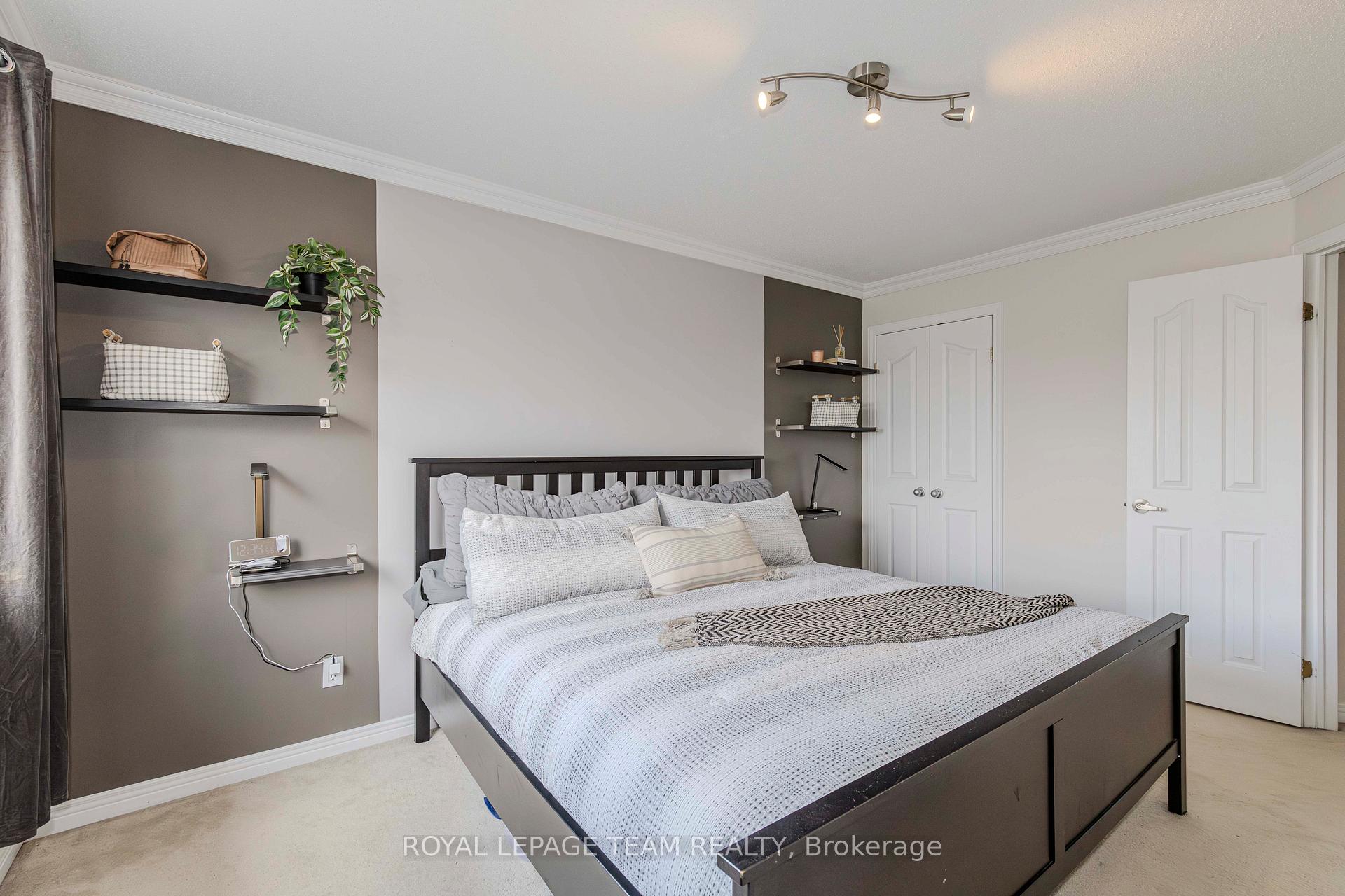 Photo 31 of 911 Markwick Crescent, Ottawa, Notting Hill/Summerside — HOMEH