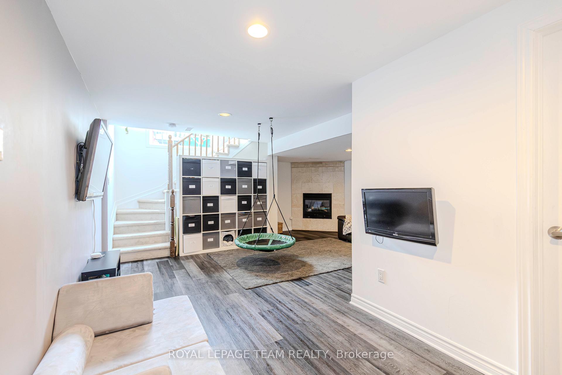 Photo 43 of 911 Markwick Crescent, Ottawa, Notting Hill/Summerside — HOMEH