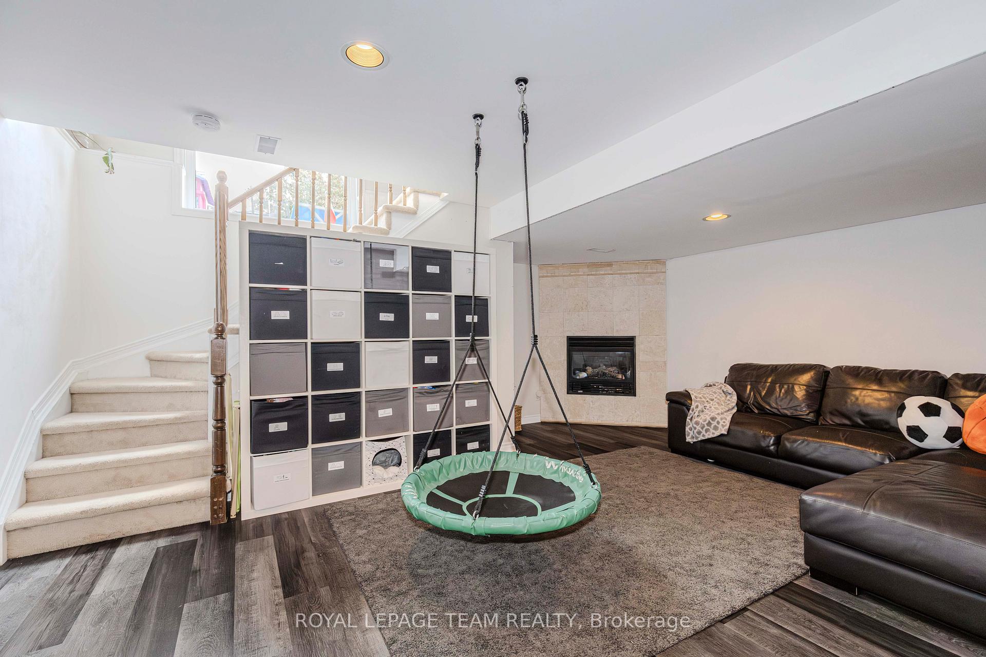 Photo 44 of 911 Markwick Crescent, Ottawa, Notting Hill/Summerside — HOMEH