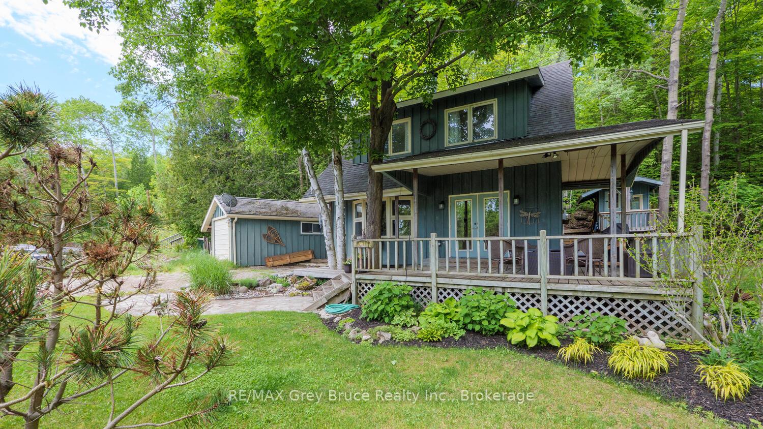 Front of 11 Shoreline Drive