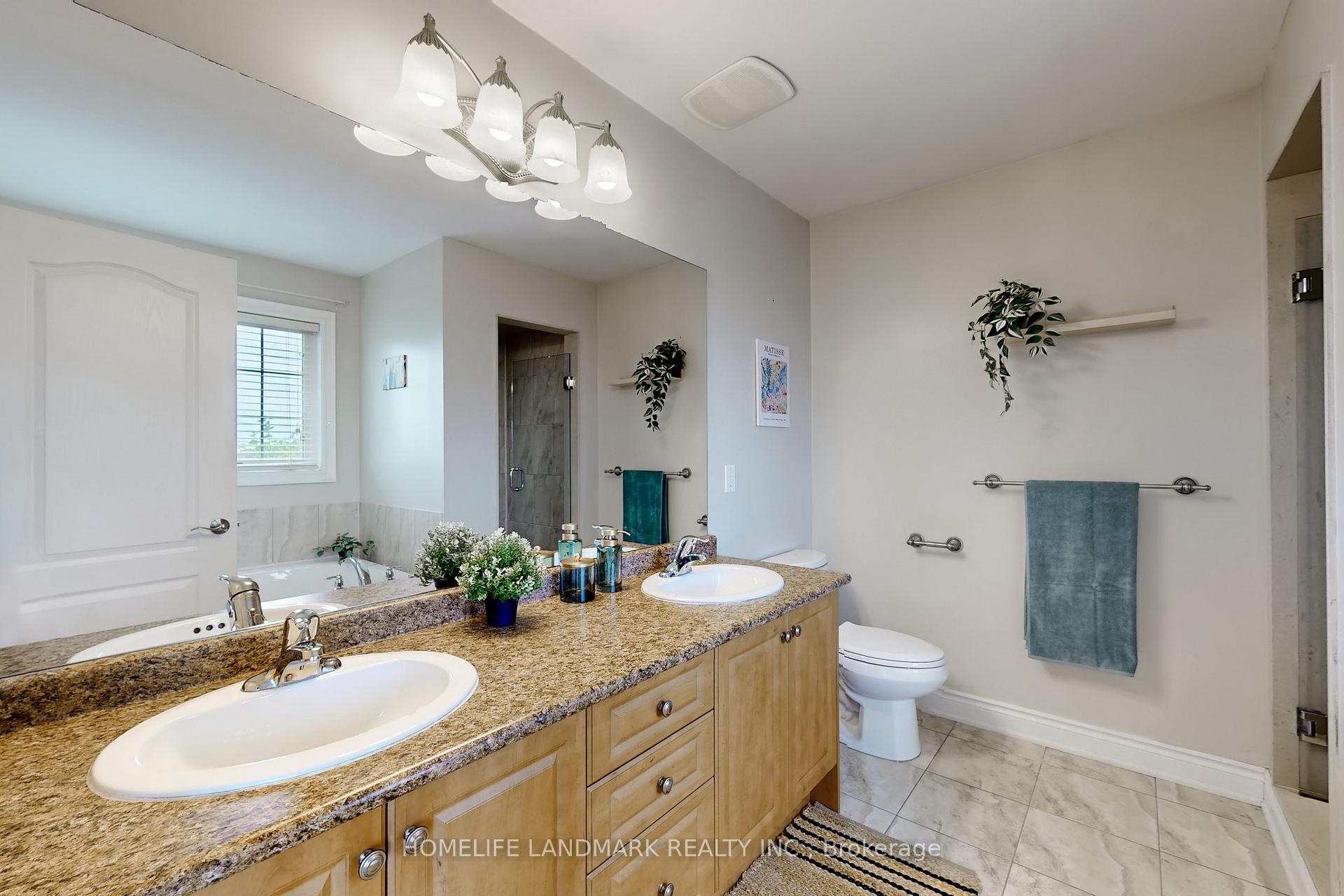 Photo 8 of 496 Foxcroft Boulevard, Newmarket, Stonehaven-Wyndham — HOMEH