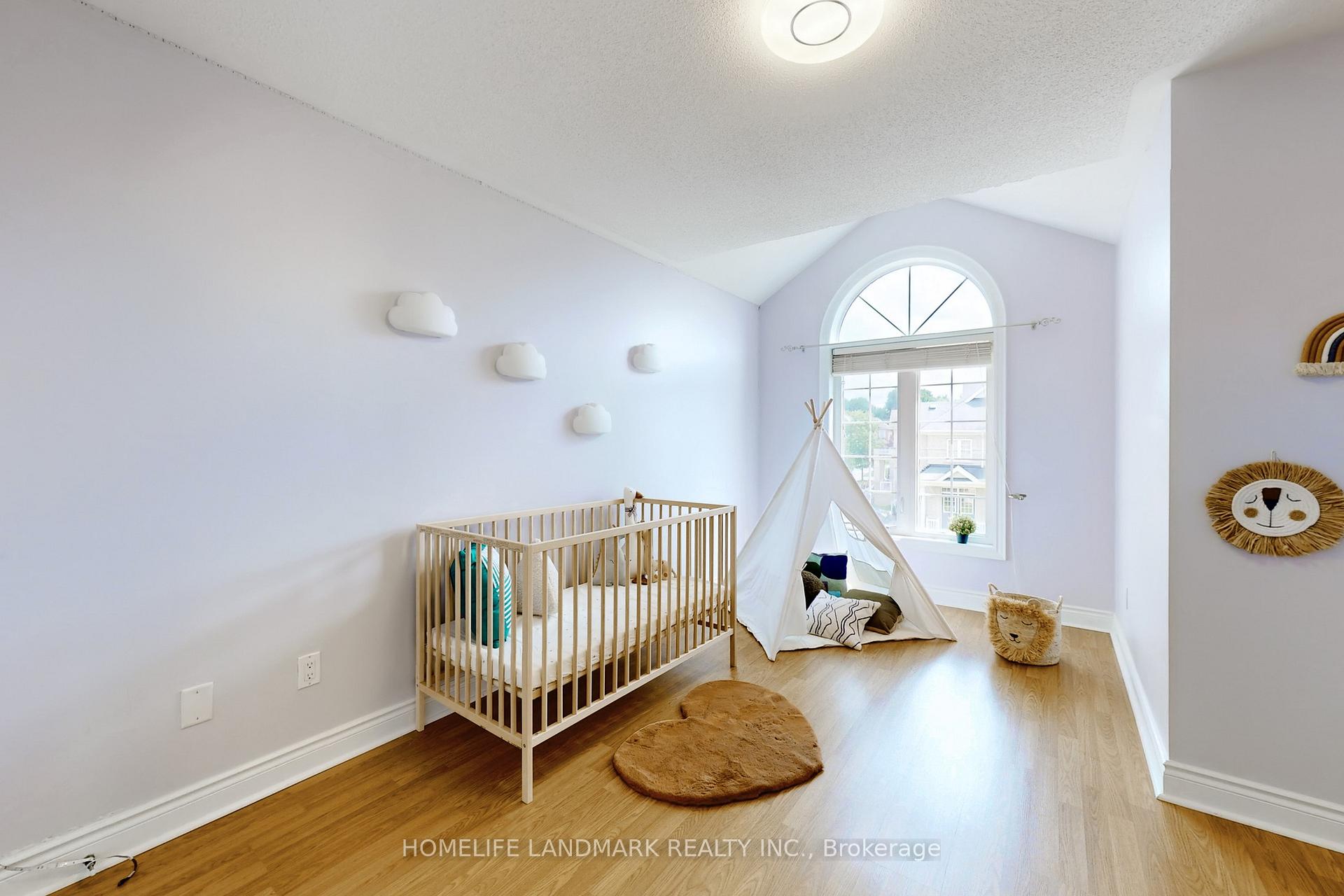 Photo 11 of 496 Foxcroft Boulevard, Newmarket, Stonehaven-Wyndham — HOMEH