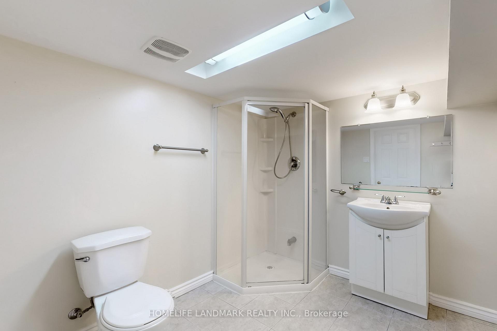 Photo 16 of 496 Foxcroft Boulevard, Newmarket, Stonehaven-Wyndham — HOMEH