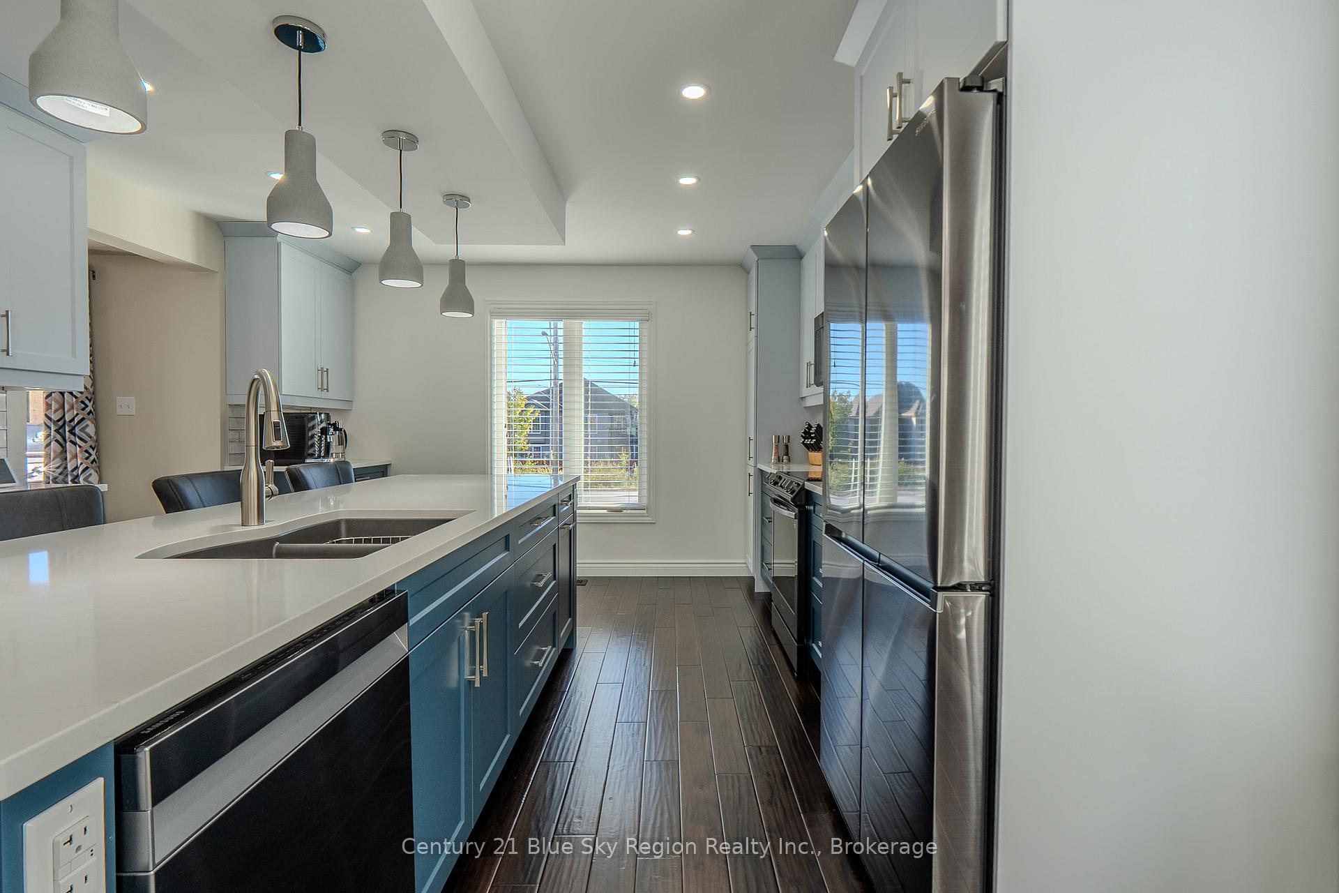 Photo 4 of 120 Cloverbrae Crescent, North Bay, Ferris — HOMEH