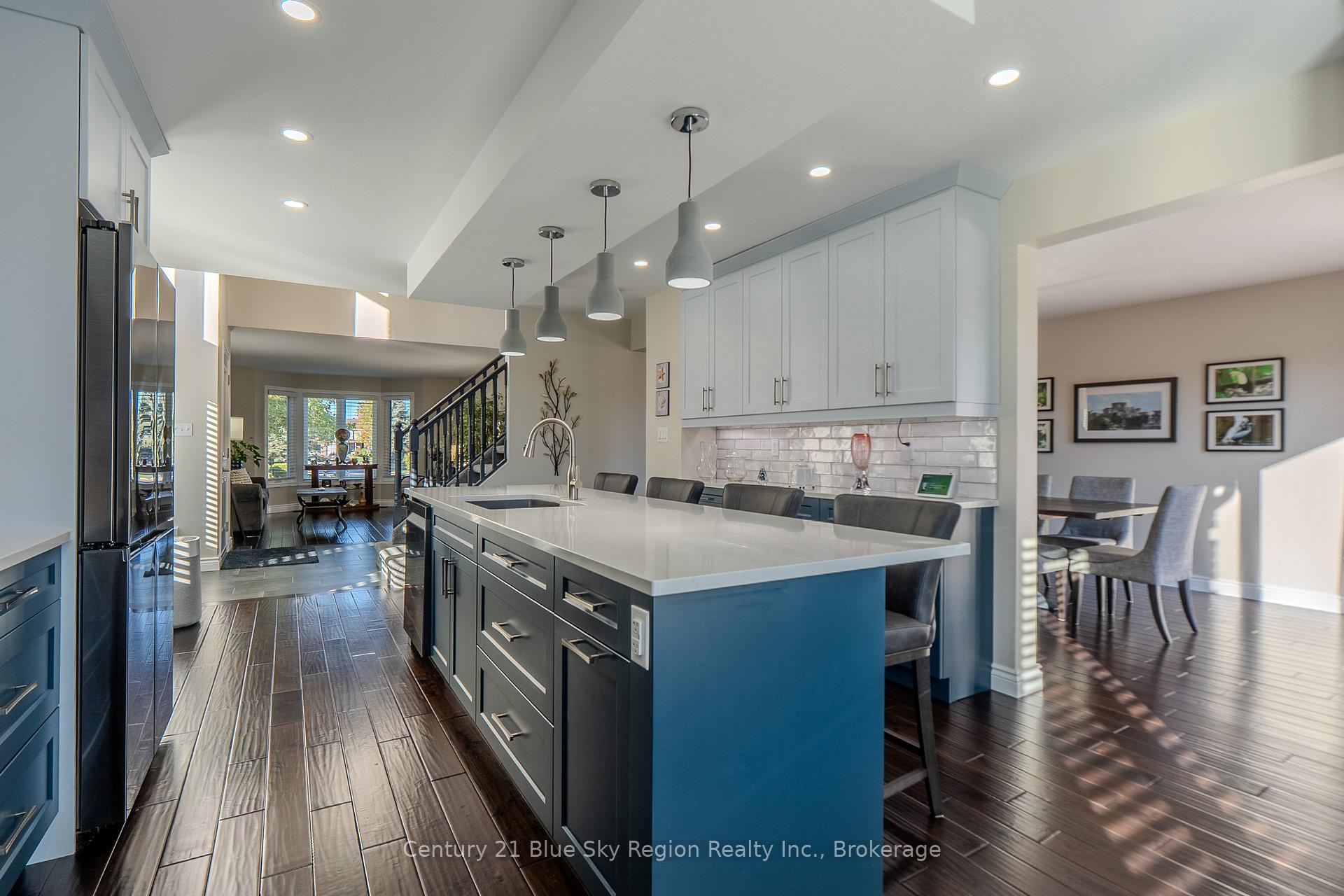Photo 6 of 120 Cloverbrae Crescent, North Bay, Ferris — HOMEH