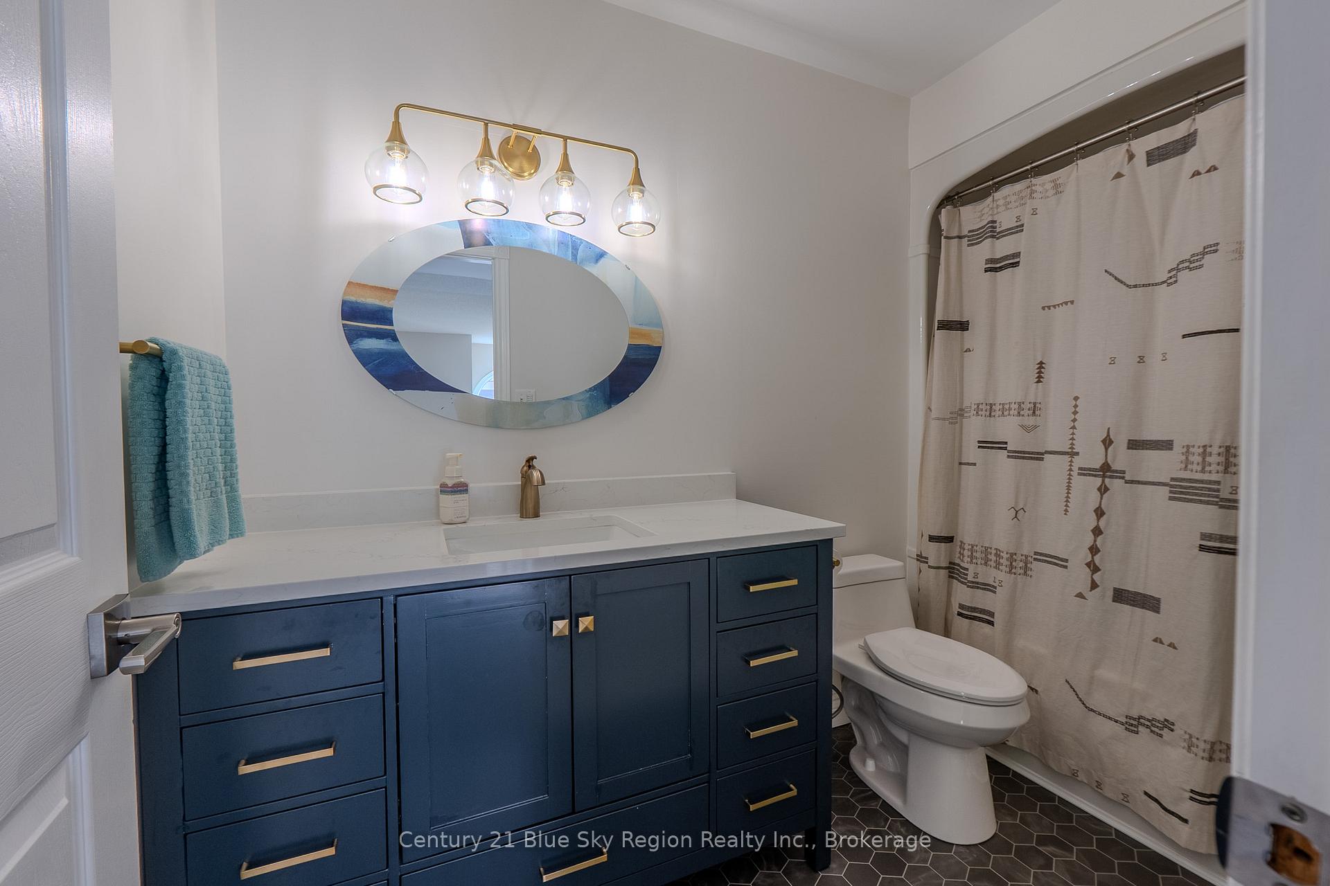 Photo 18 of 120 Cloverbrae Crescent, North Bay, Ferris — HOMEH