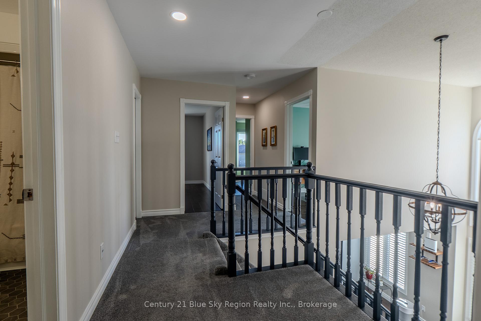 Photo 19 of 120 Cloverbrae Crescent, North Bay, Ferris — HOMEH