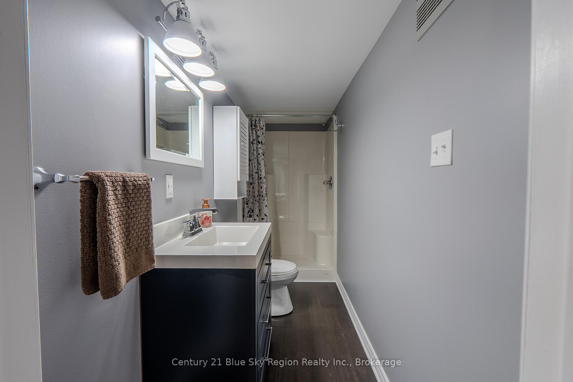 Photo 22 of 120 Cloverbrae Crescent, North Bay, Ferris — HOMEH