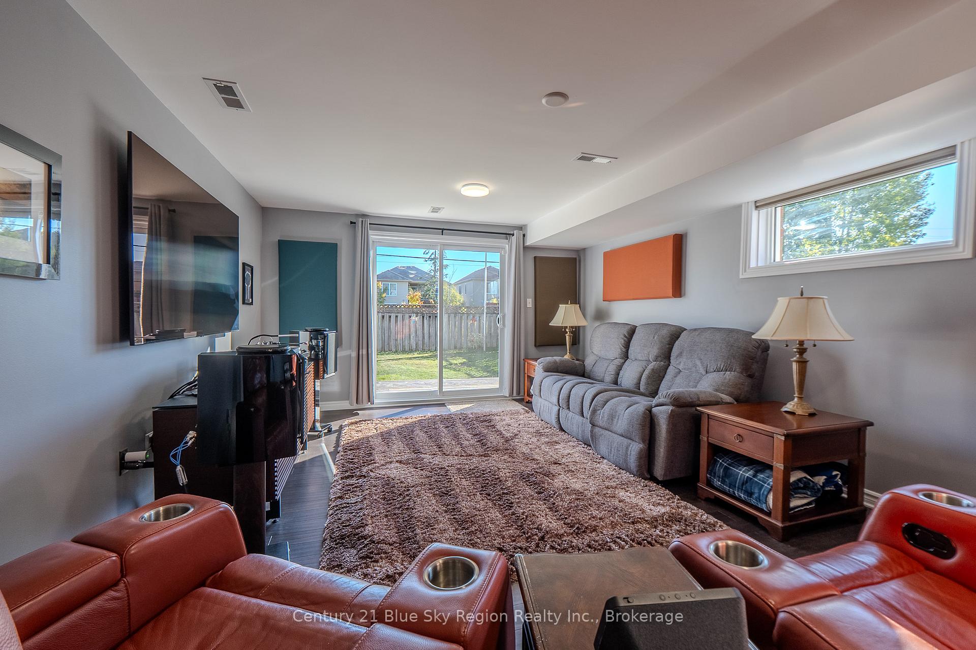 Photo 23 of 120 Cloverbrae Crescent, North Bay, Ferris — HOMEH