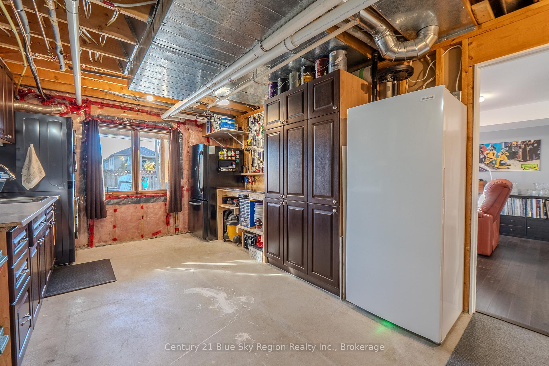 Photo 34 of 120 Cloverbrae Crescent, North Bay, Ferris — HOMEH