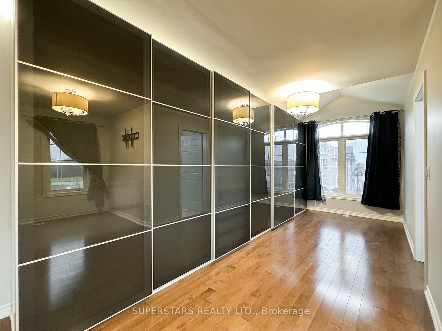 Photo 15 of 325 Delray Drive, Markham, Greensborough — HOMEH
