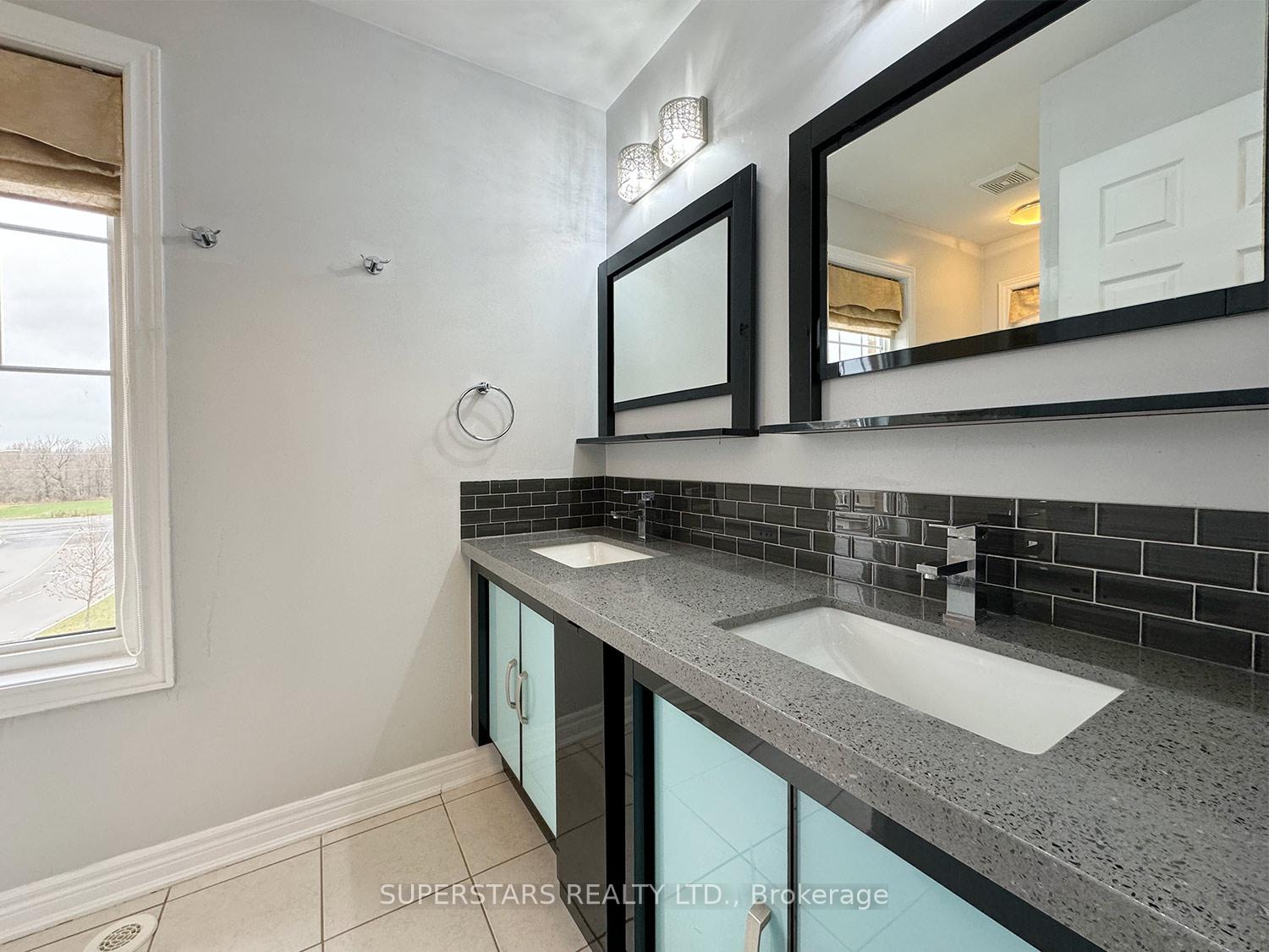 Photo 16 of 325 Delray Drive, Markham, Greensborough — HOMEH