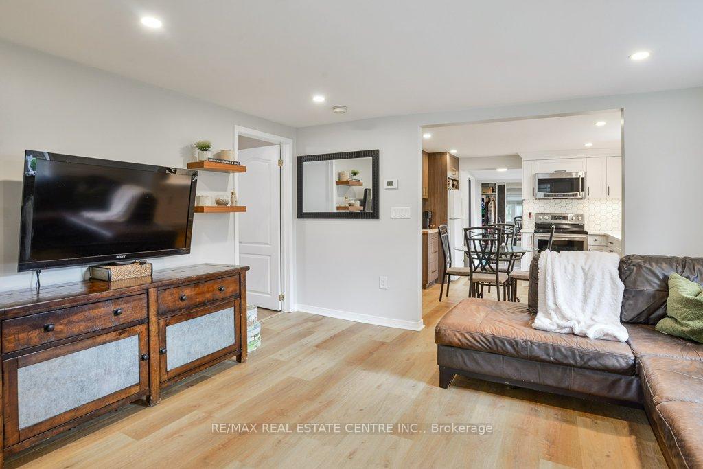 Photo 5 of 349 Barrie Road, Orillia — HOMEH