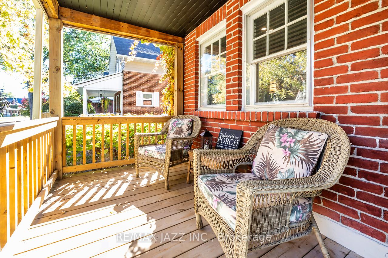 Photo 3 of 538 Masson Street, Oshawa, O'Neill — HOMEH
