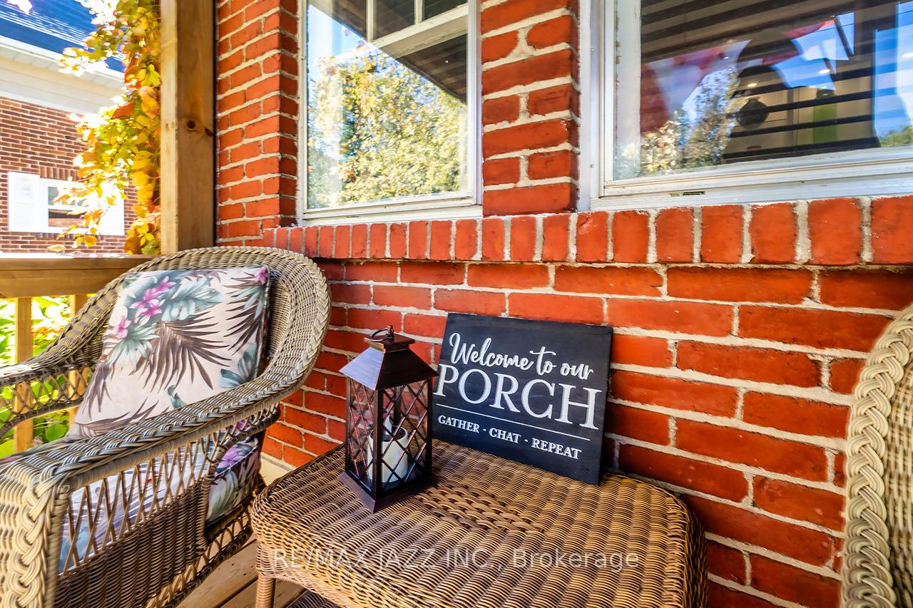 Photo 5 of 538 Masson Street, Oshawa, O'Neill — HOMEH