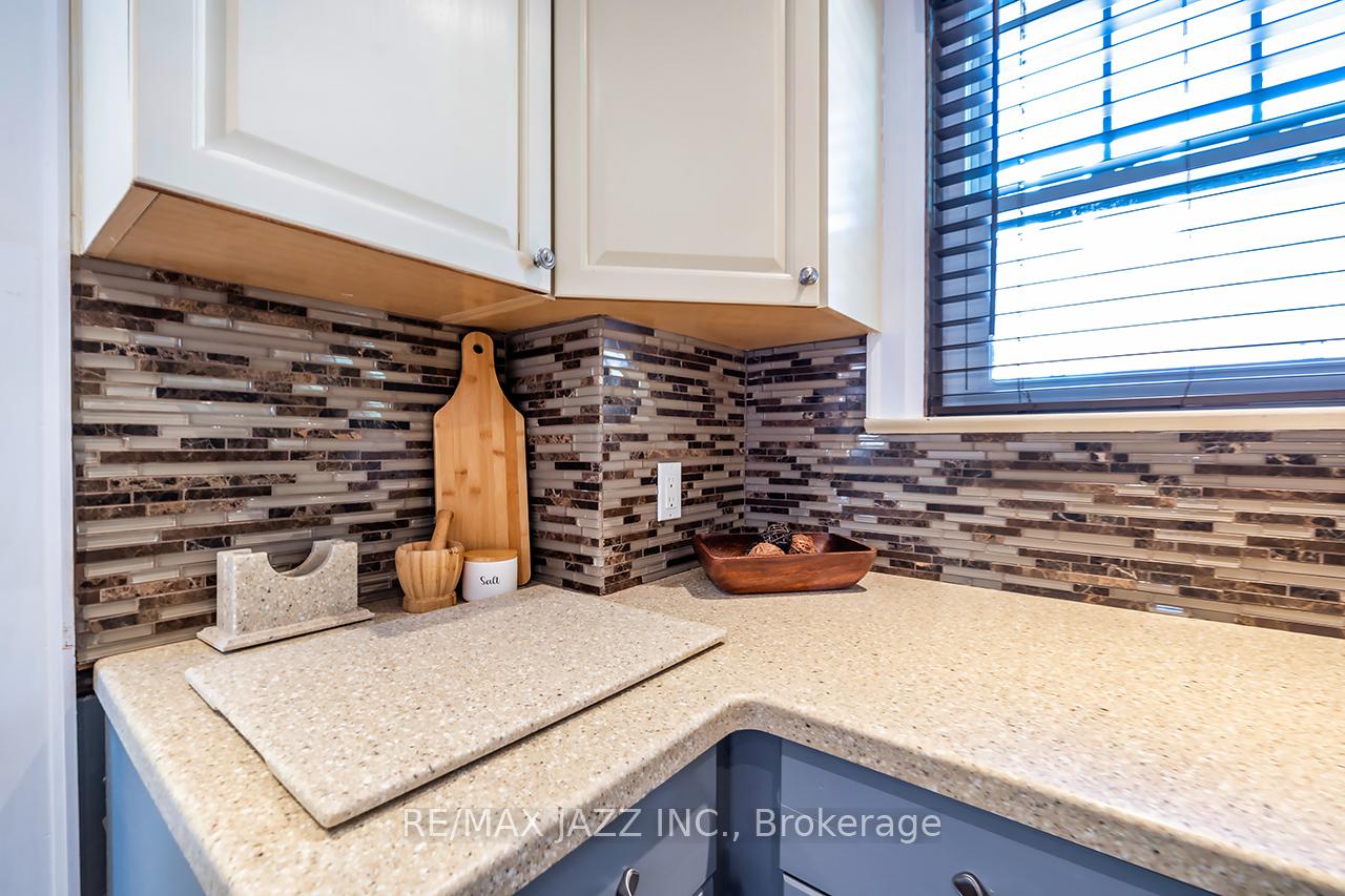 Photo 20 of 538 Masson Street, Oshawa, O'Neill — HOMEH