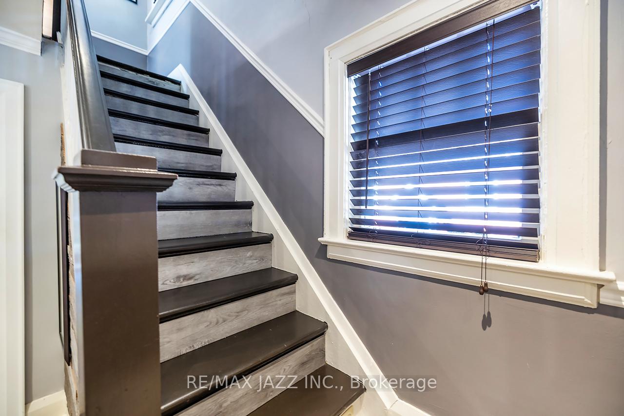Photo 25 of 538 Masson Street, Oshawa, O'Neill — HOMEH