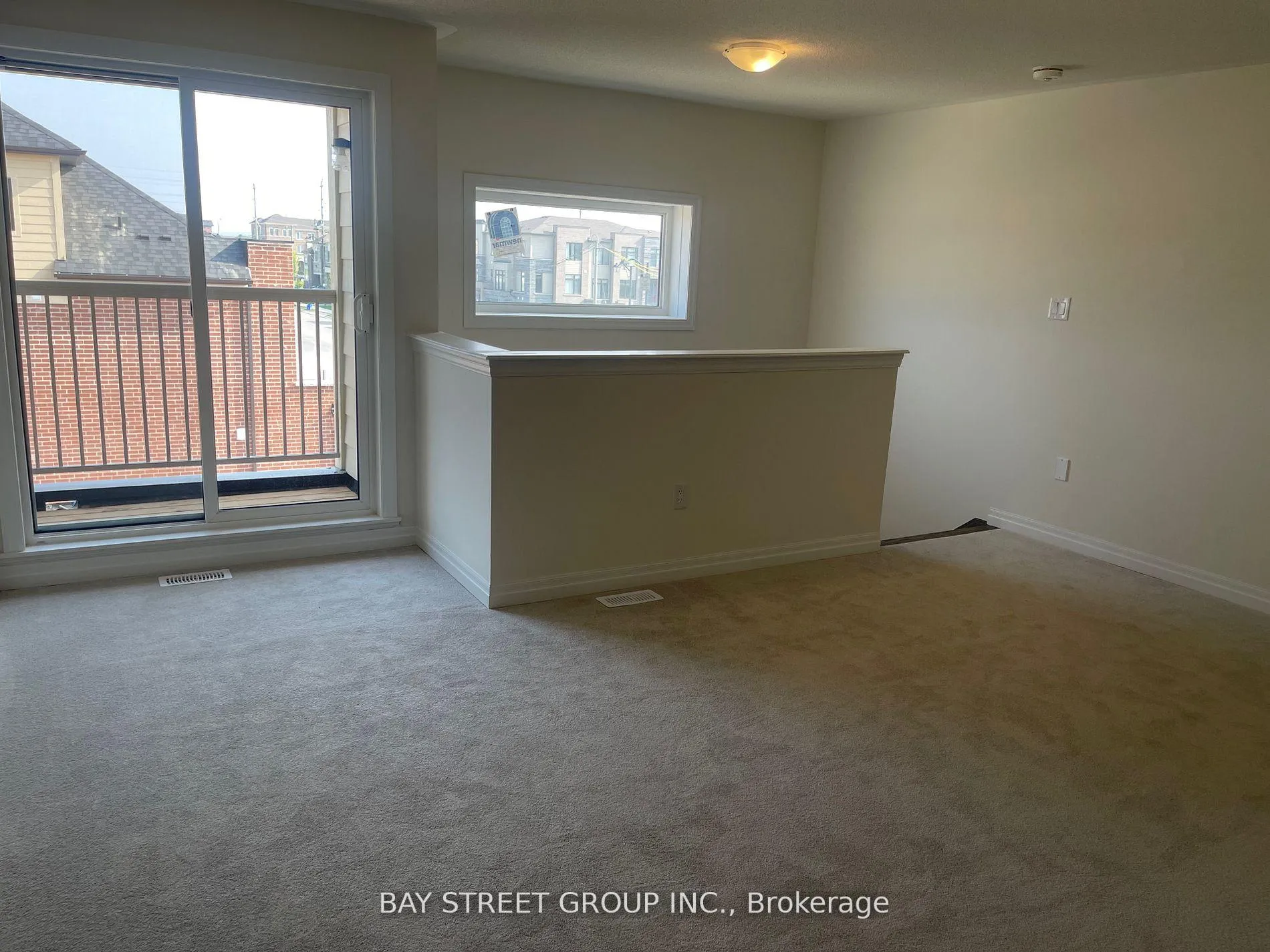 Photo 18 of 160 William Booth Avenue, Newmarket, Woodland Hill — HOMEH