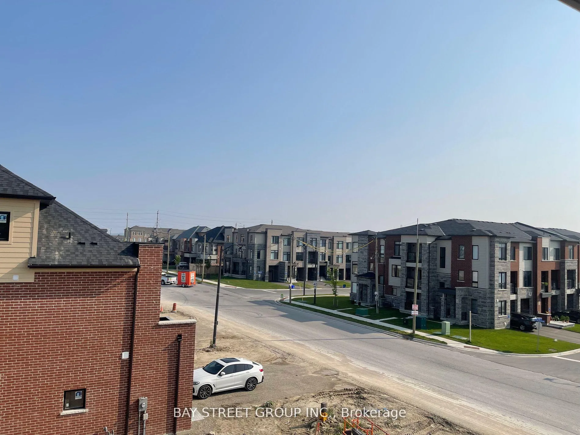 Photo 21 of 160 William Booth Avenue, Newmarket, Woodland Hill — HOMEH